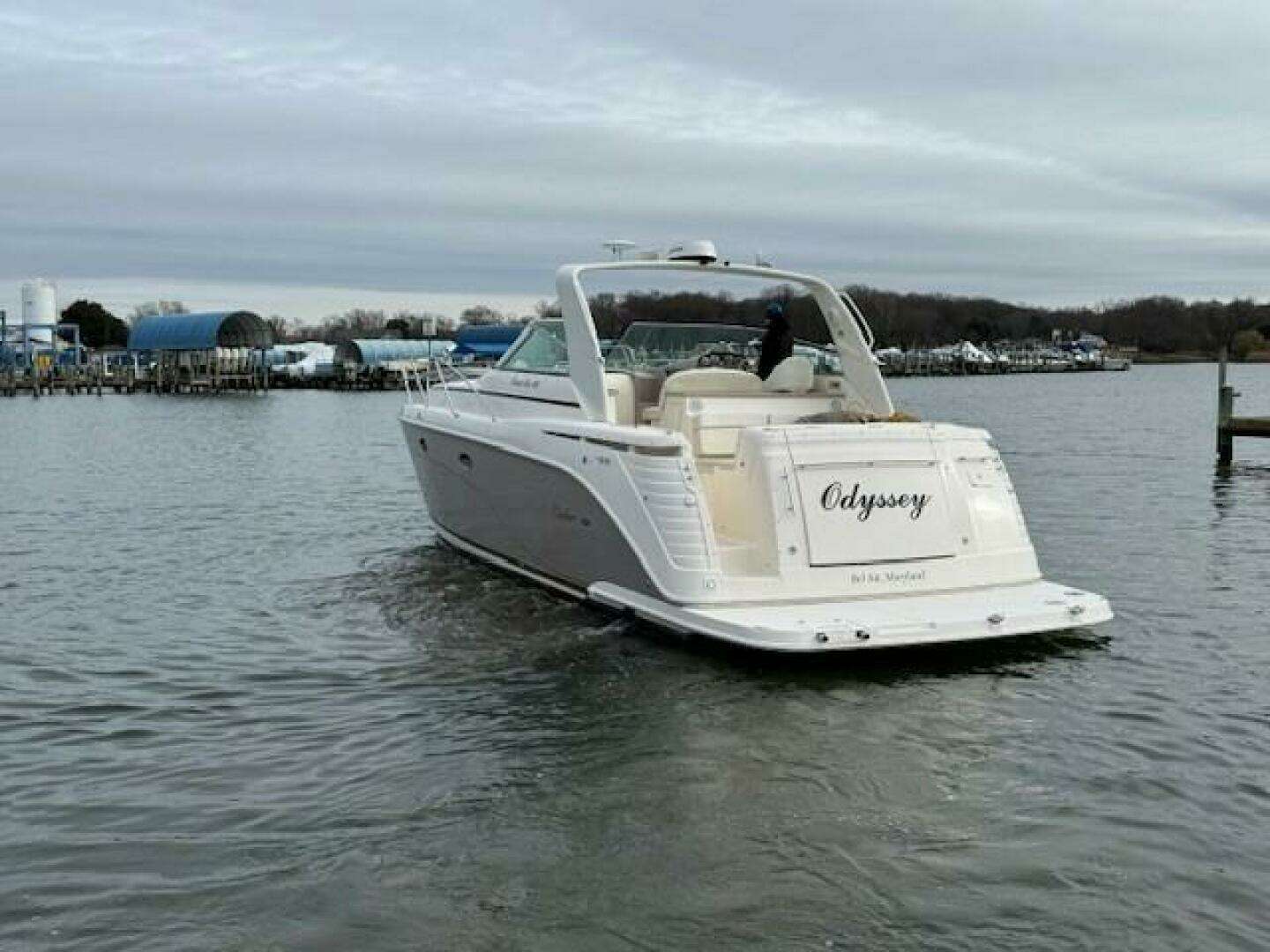 2006 Rinker 410 express diesel - Image 9