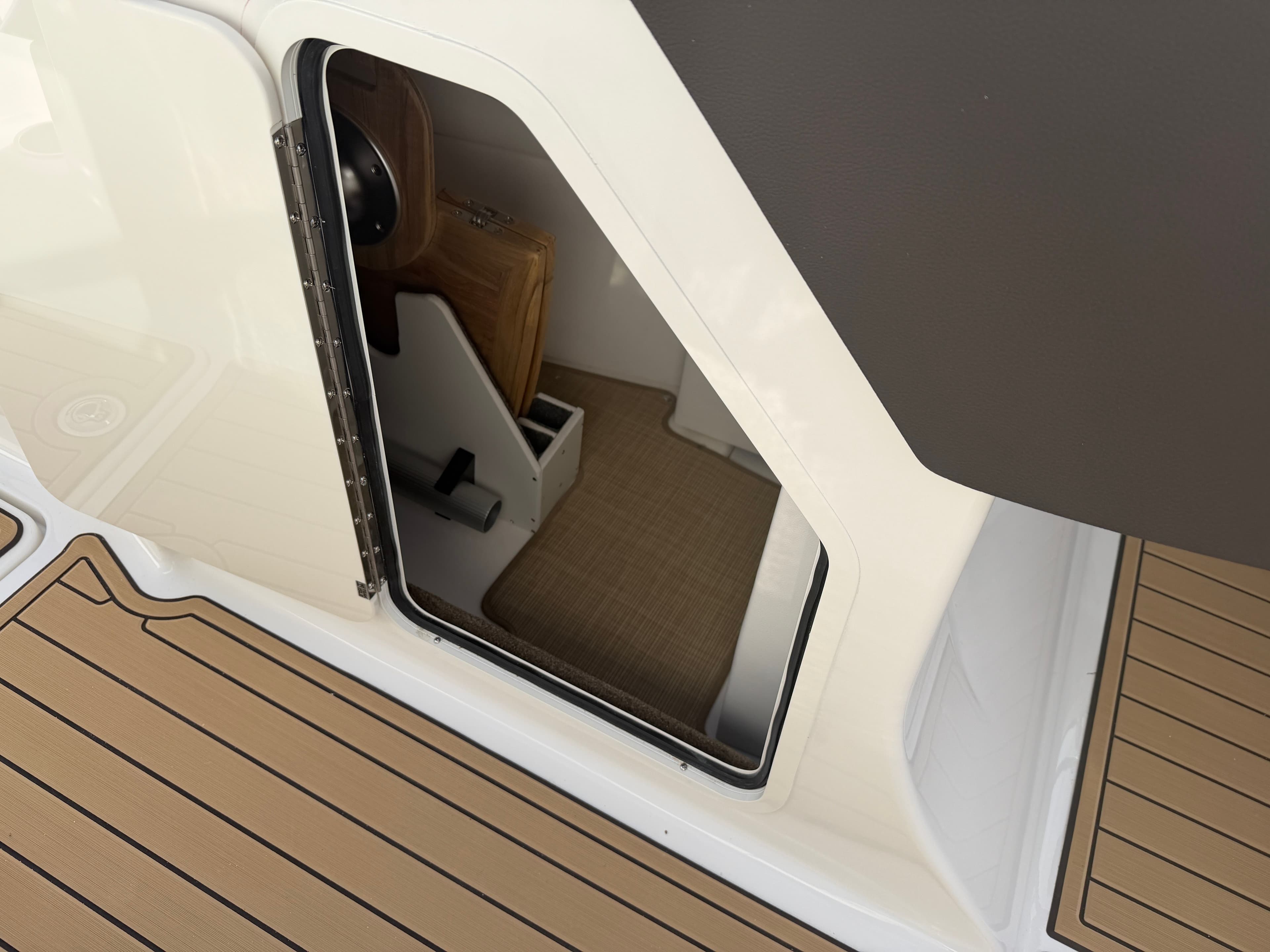 2026 Sea Ray SDX 290 - 32