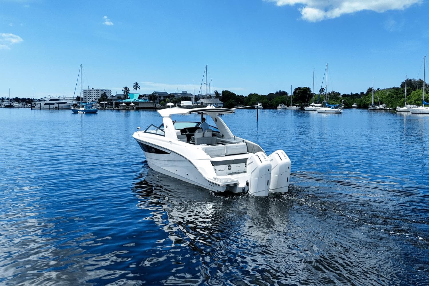2025 Sea Ray SLX 400 Outboard - 10