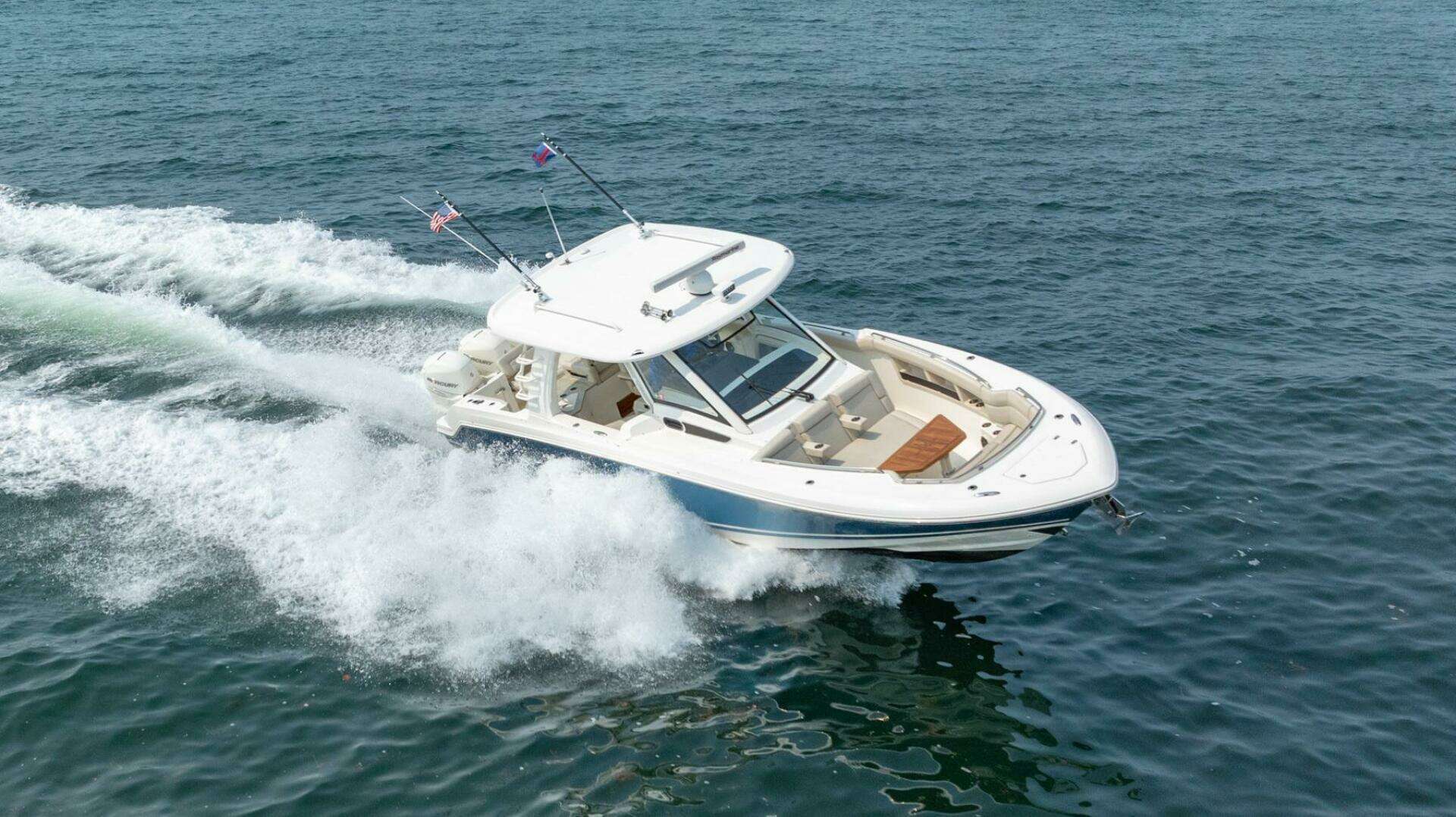 2019 Boston Whaler 350 EX Realm - Image 5