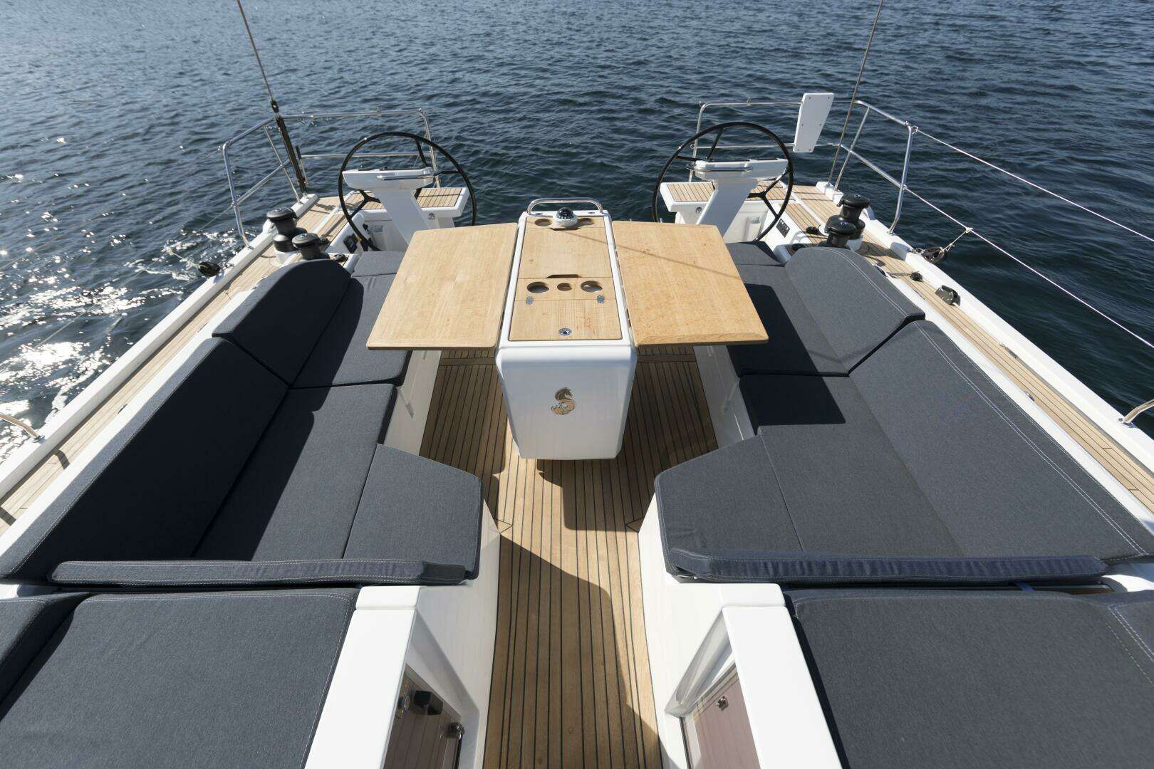 2026 Beneteau Oceanis 51.1 - Image 16