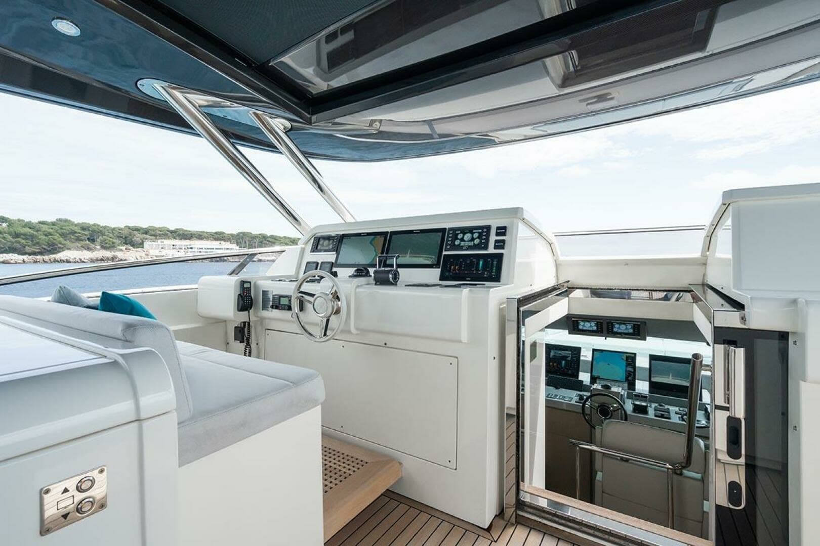 2021 Monte Carlo Yachts MCY 96 - Image 38