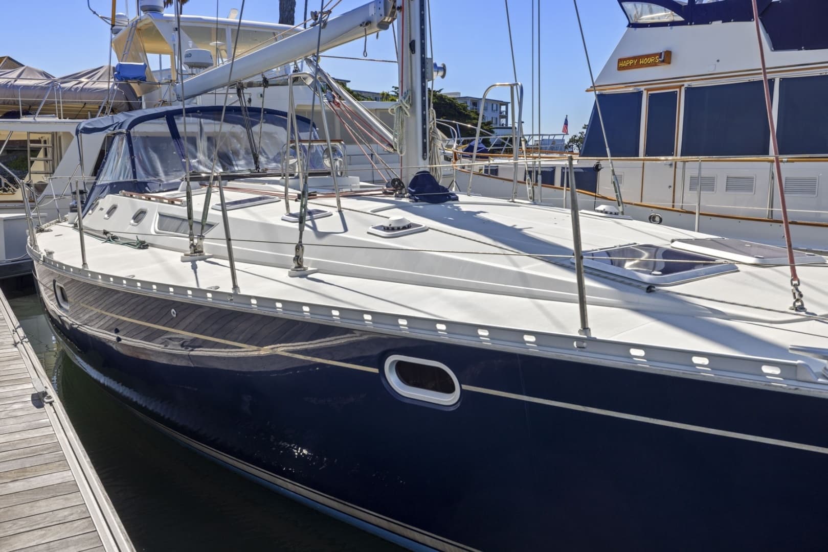 2001 Jeanneau — - Image 9