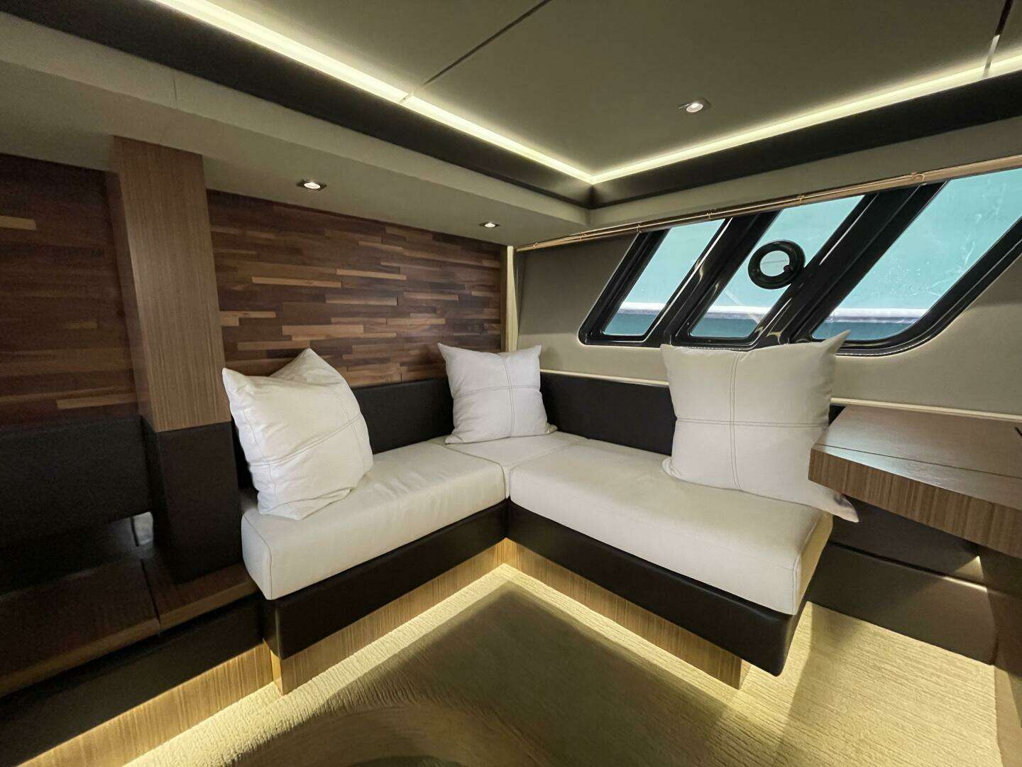 2017 Sea Ray L59 Fly - Image 30