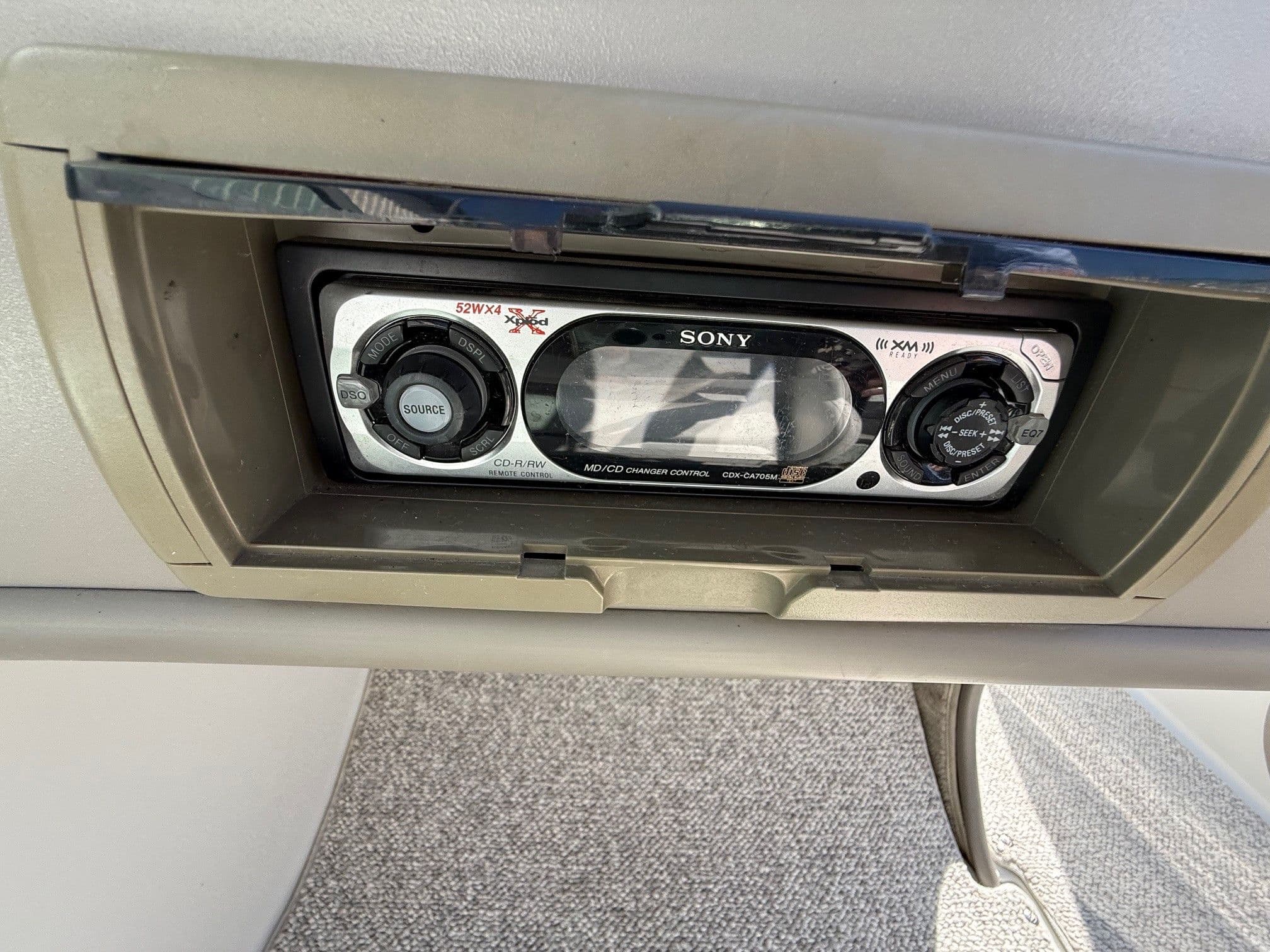 2005 Crownline 216 LS - 21