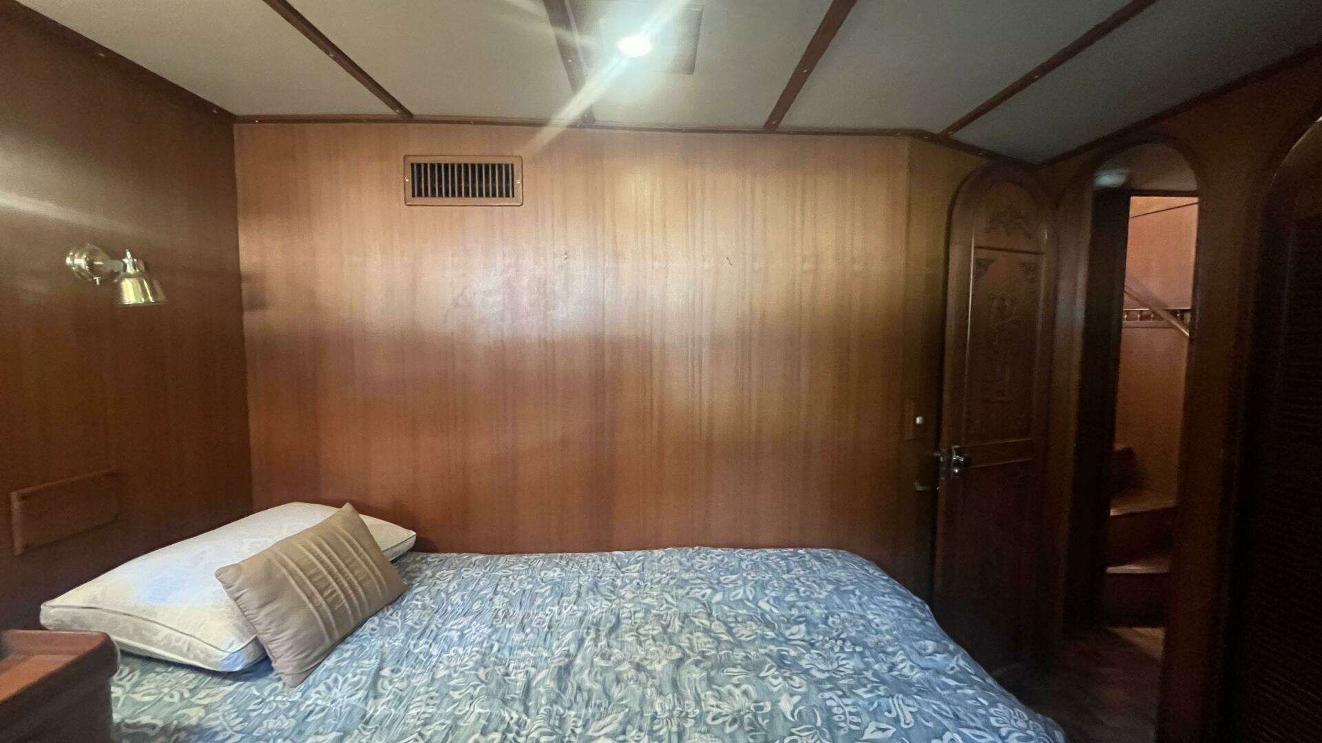 1986 Marine Trader Med Yacht 62 Yachtfish - Image 87