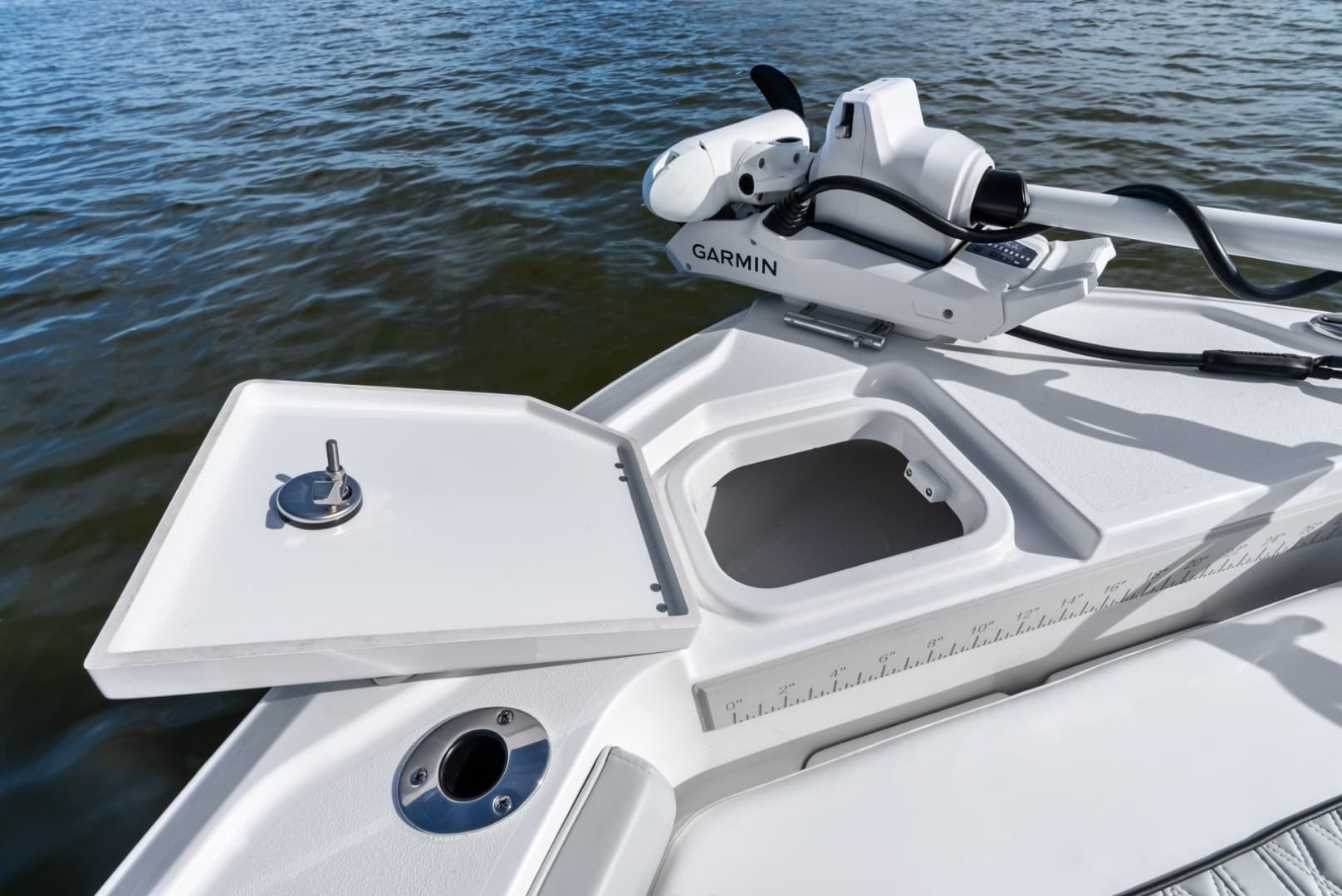 2027 Blackfin 242 HB - Image 15