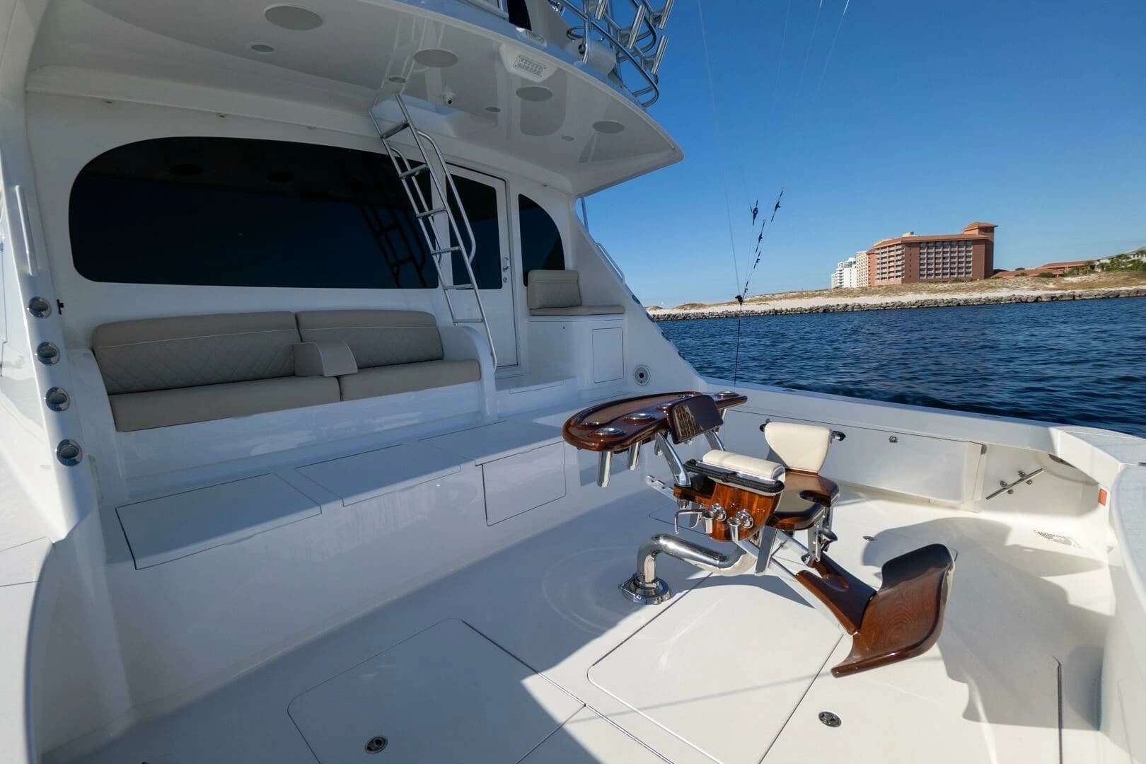 2021 Viking 72 Enclosed Bridge - Image 40