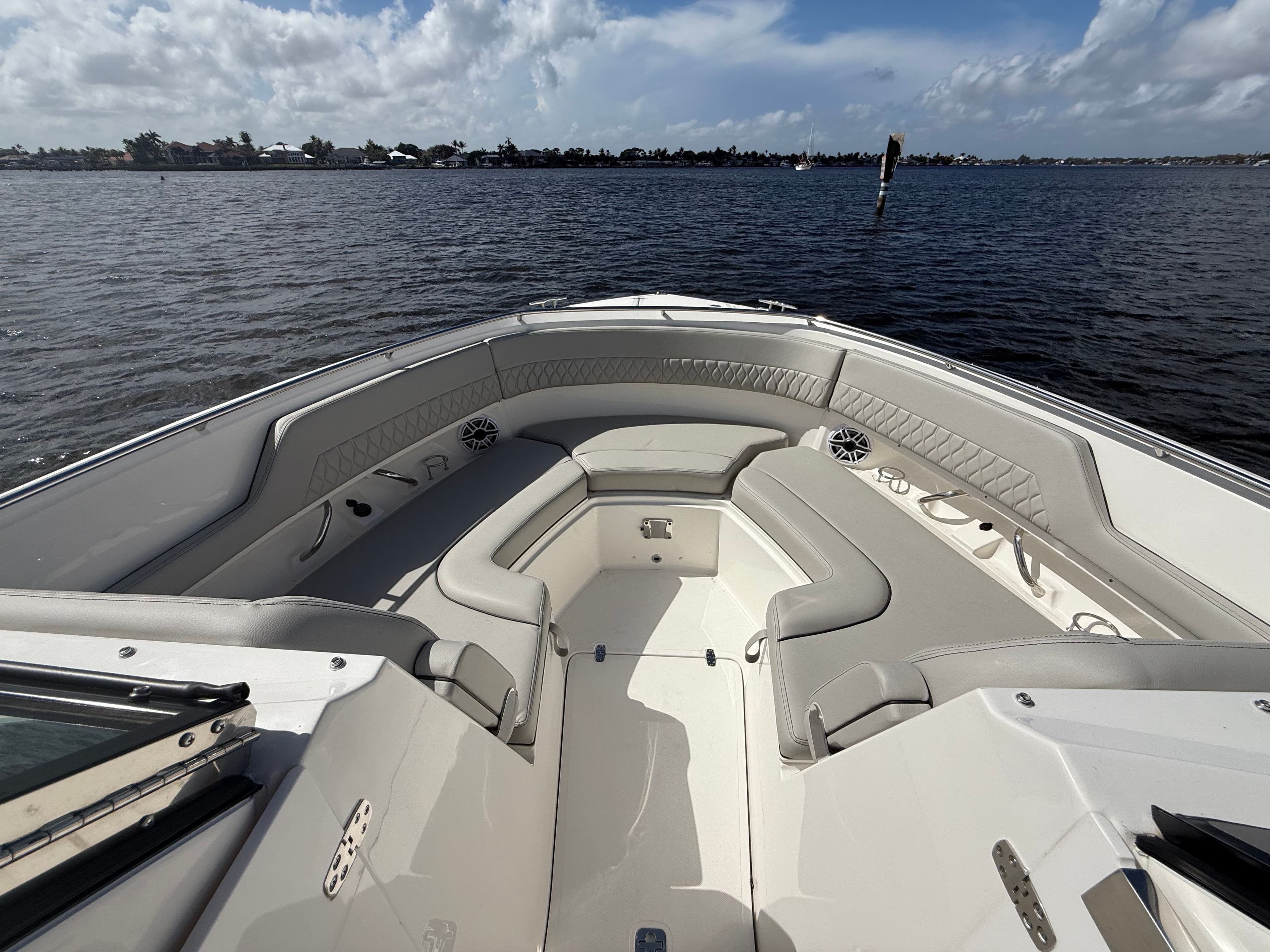 2026 PURSUIT 326 DC - Image 22