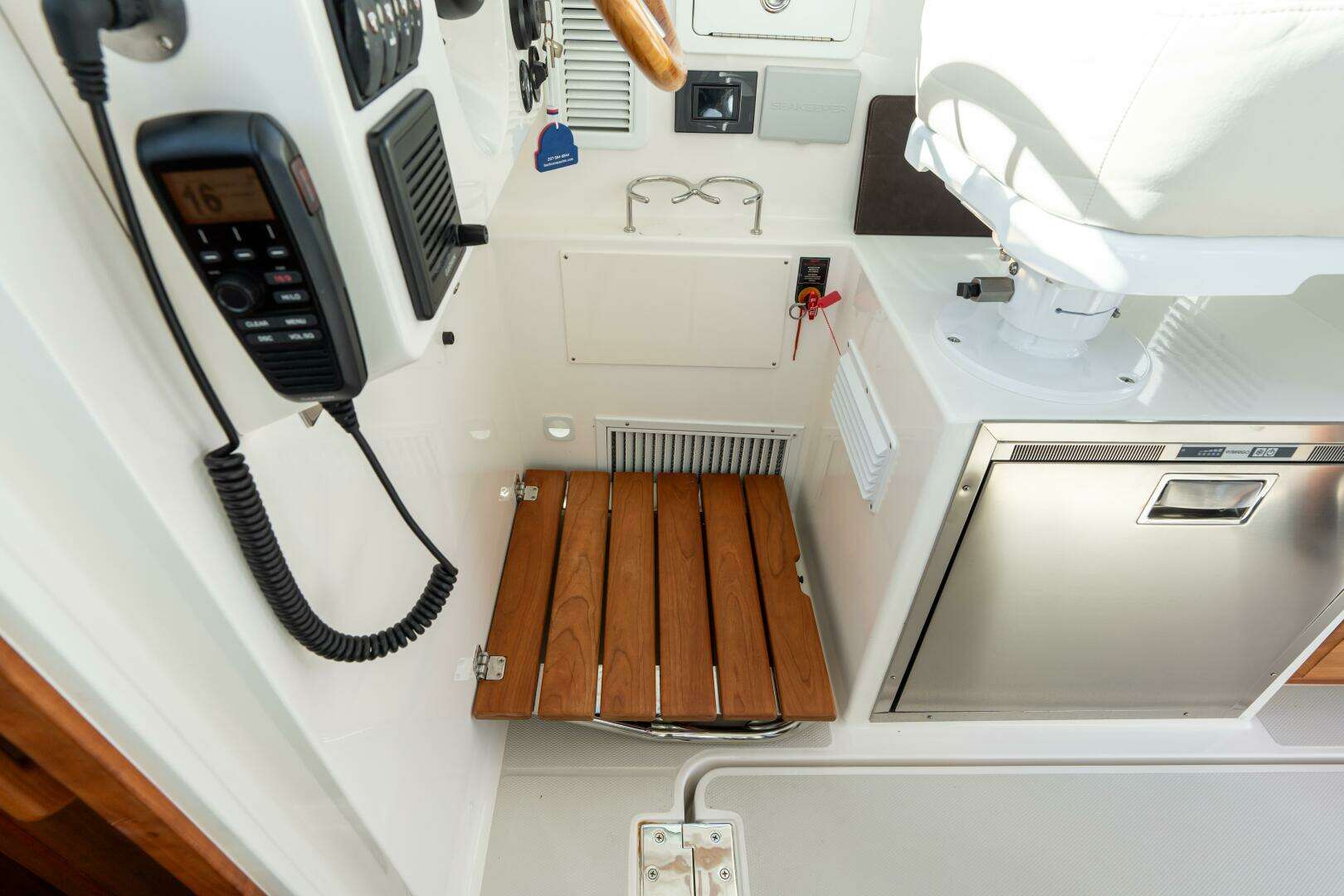2023 Back Cove 340 - Image 30