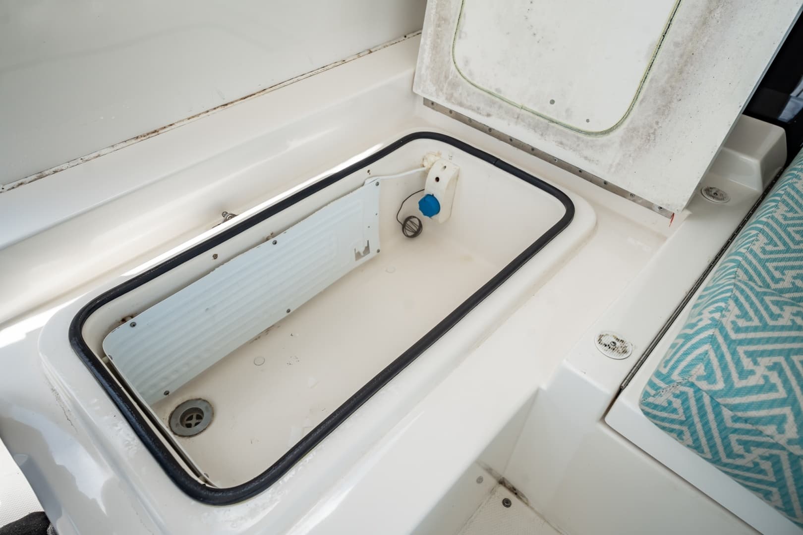 2016 Riviera 5000 Sport Yacht - Image 34