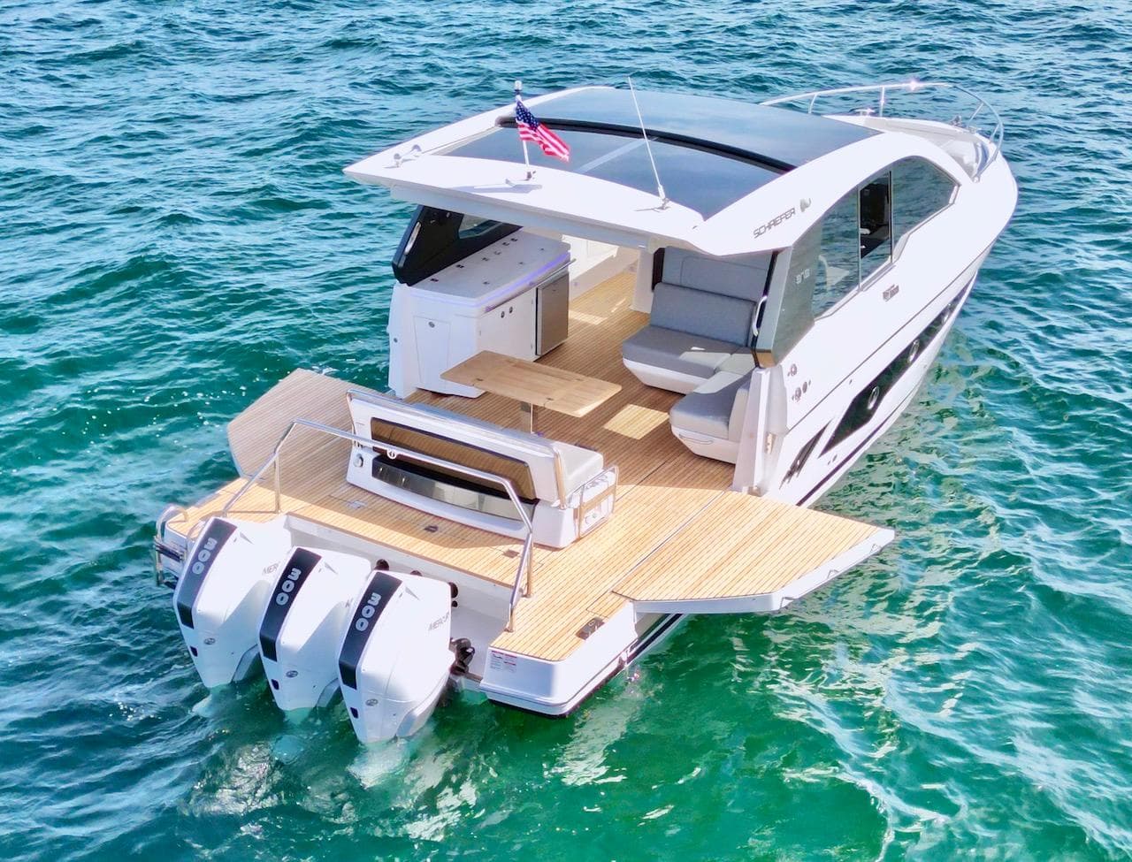 Schaefer 380 Yacht 2027 on open sea, luxurious design.