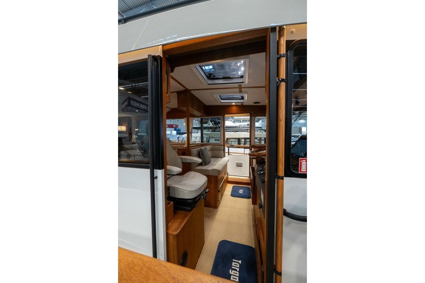 2028 Targa 46 - 58