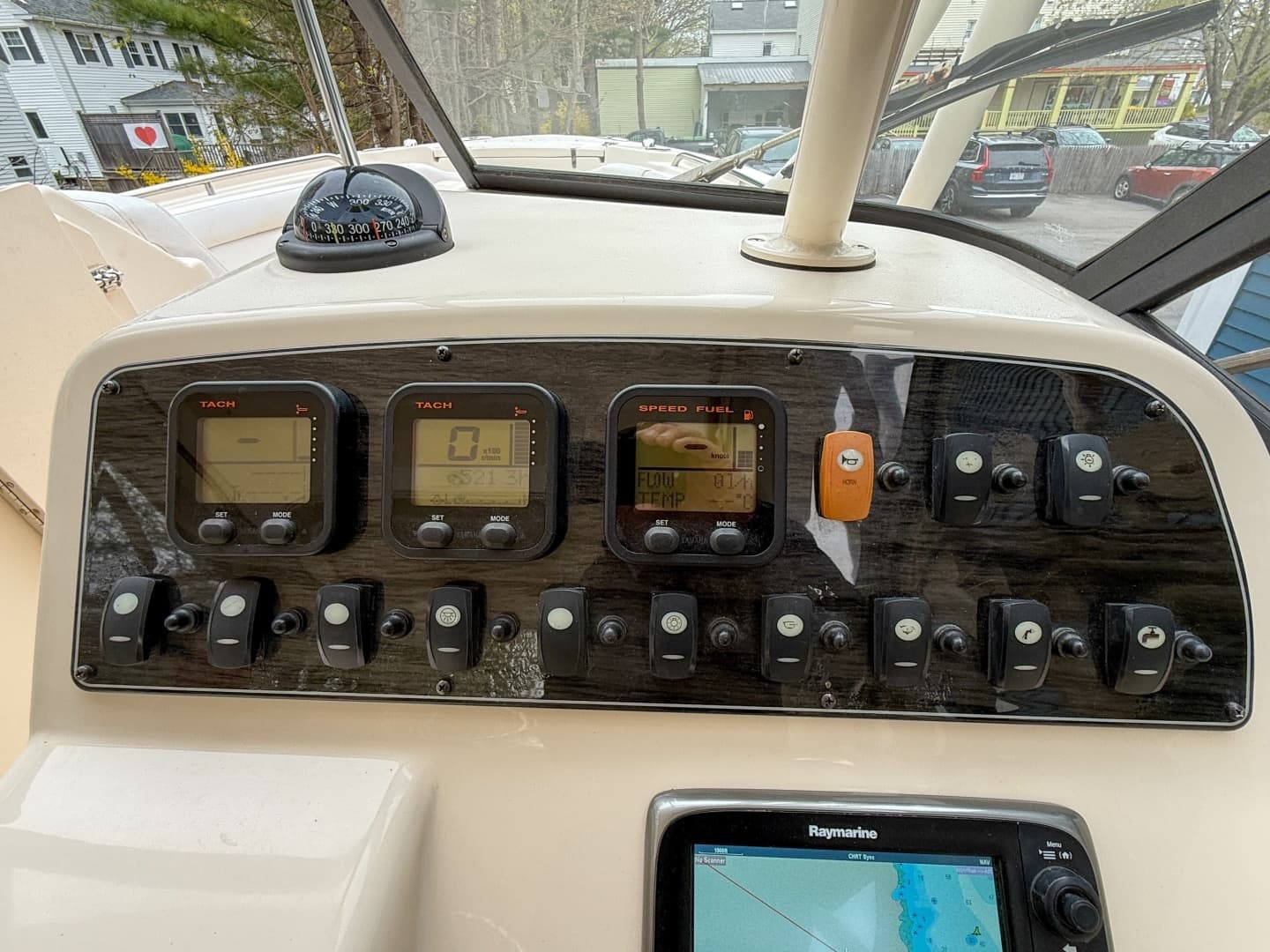 2015 Grady-White Freedom 275 - Image 32