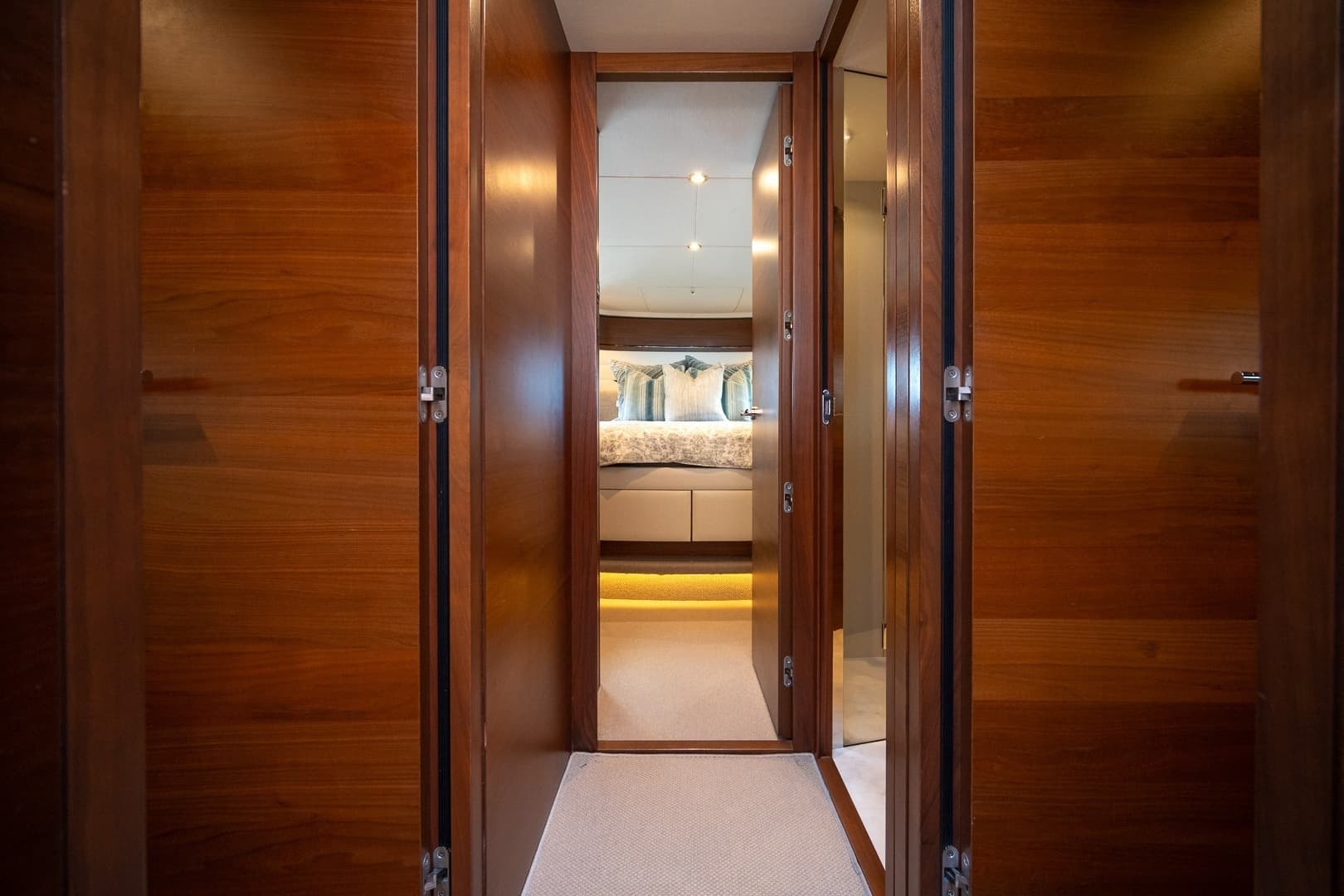 2017 Princess 68 Flybridge - Image 48
