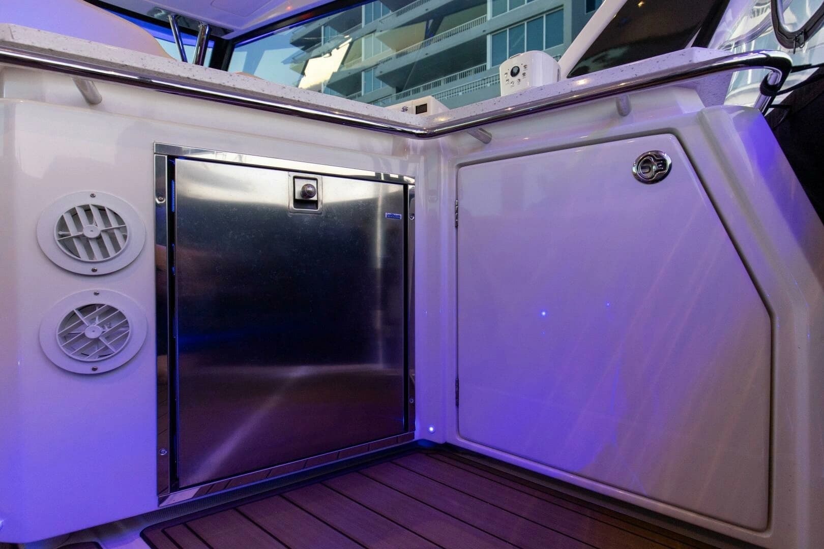 2018 Aquila 36 Power Cat - Image 7