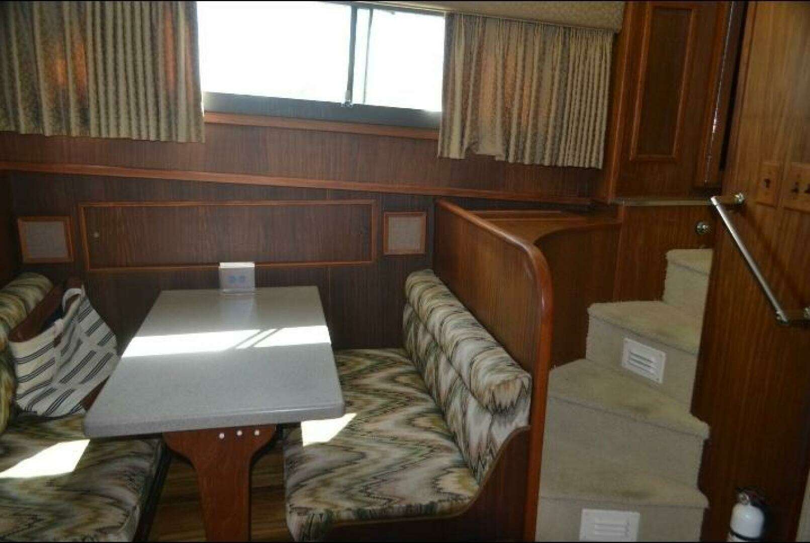 1984 Hatteras 53 Extended Deck Motor Yacht - Image 16