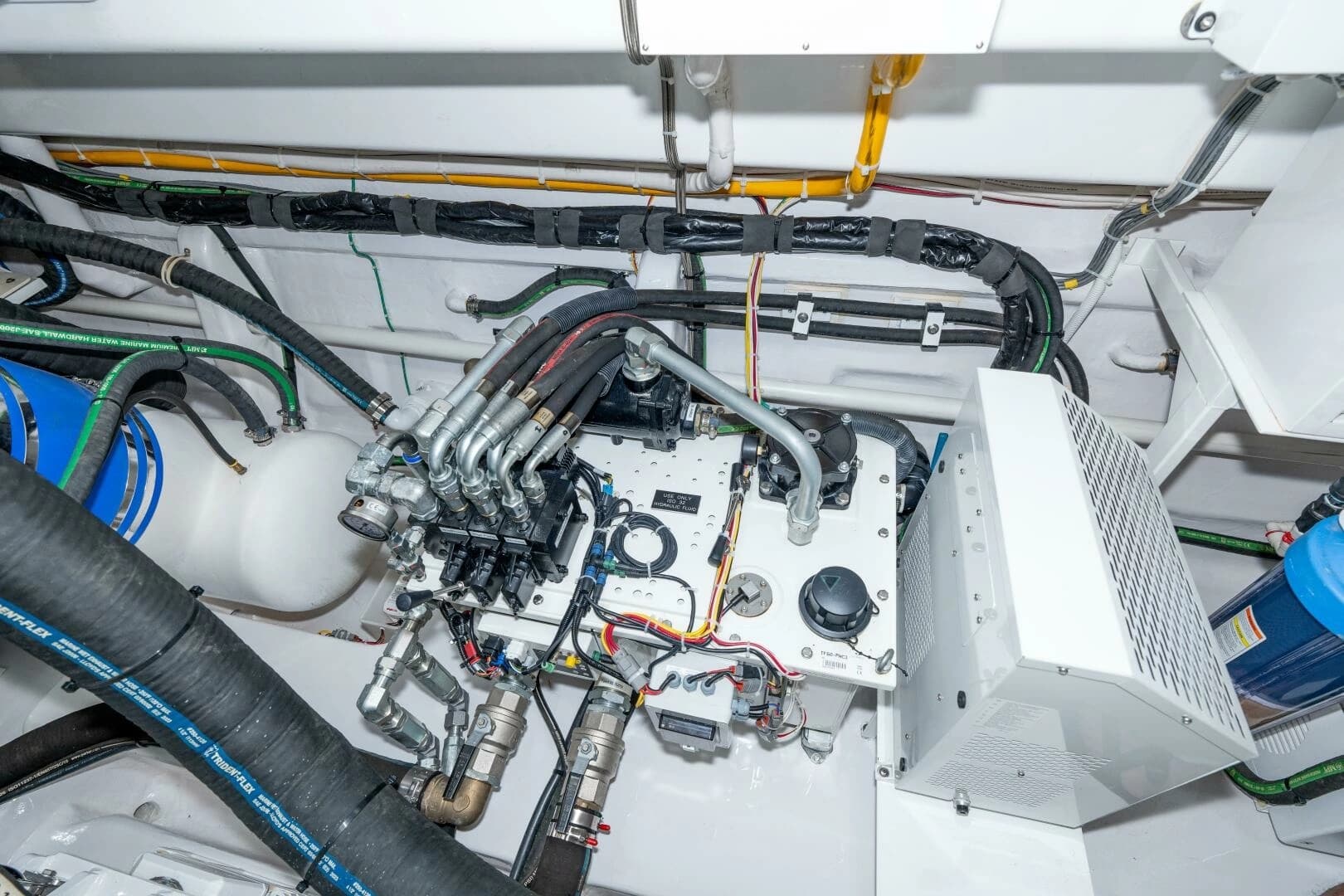 2025 Viking 90C - Image 73