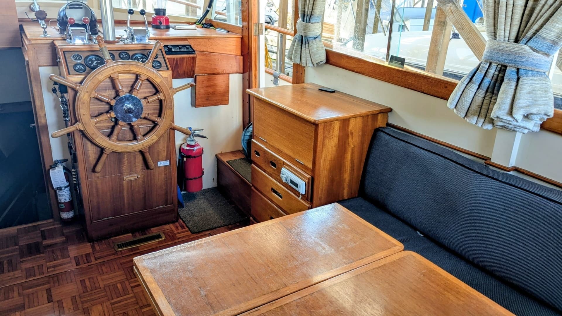 1974 Grand Banks 36 Classic - Image 15