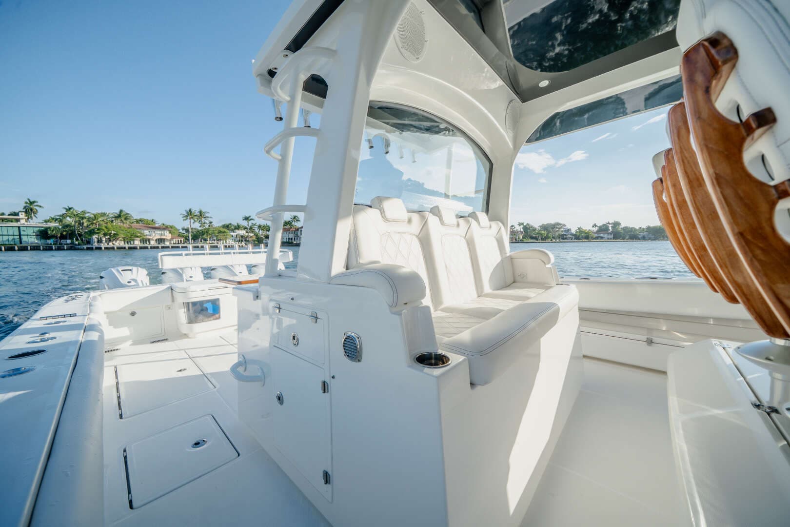 2020 HCB 53 Suenos - Image 30