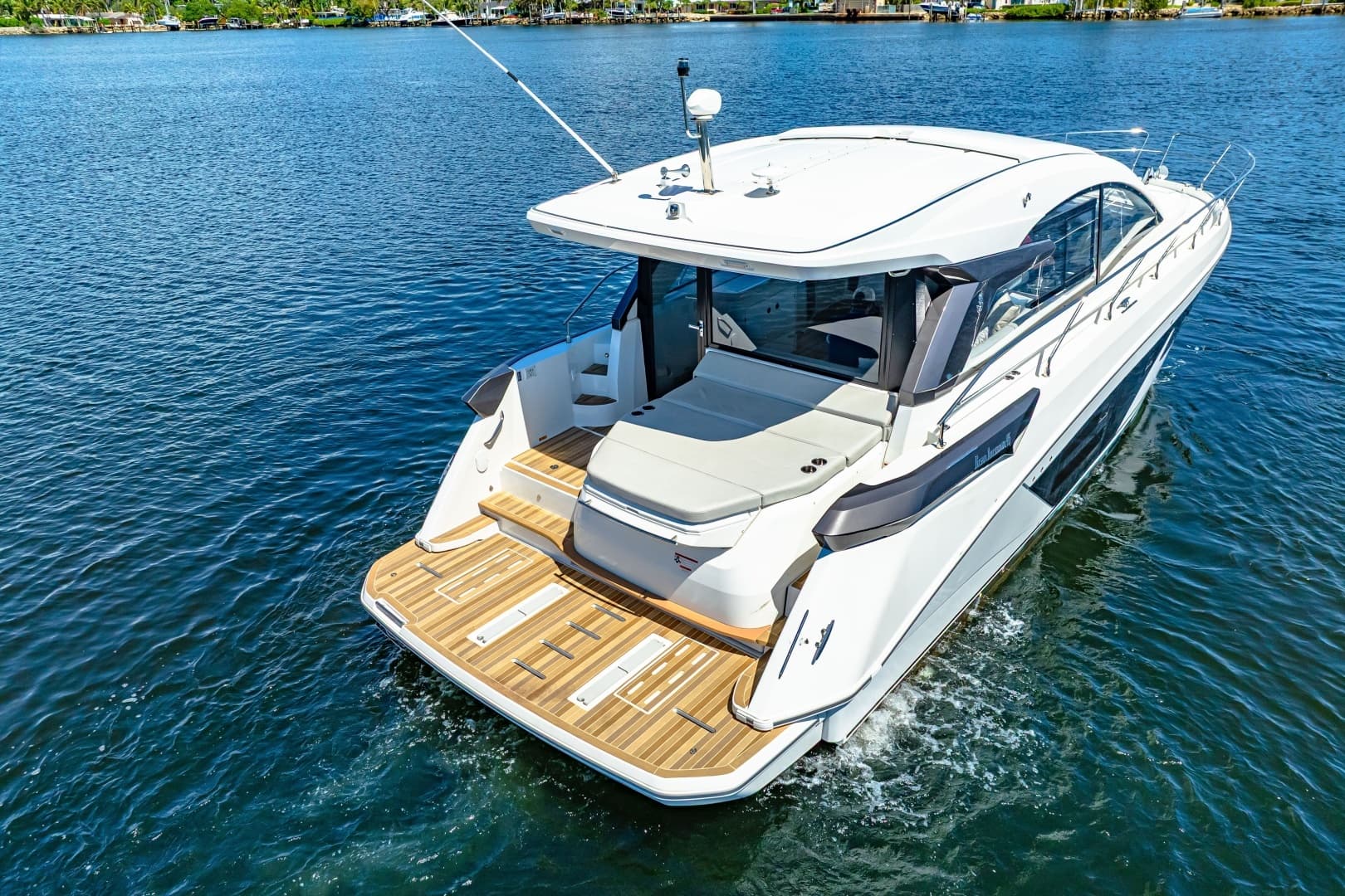 2024 Beneteau Gran Turismo 45 - Image 20