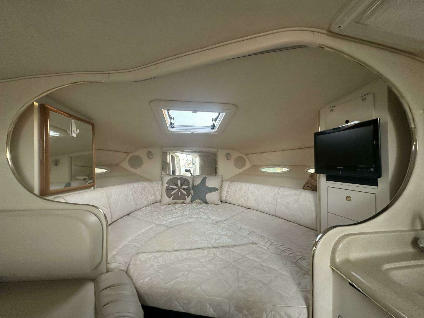 2000 Sea Ray 290 - Image 25