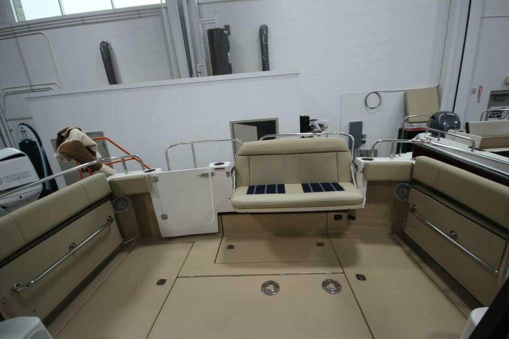 2026 Ranger Tugs R-29 Sedan Luxury Edition - Image 13