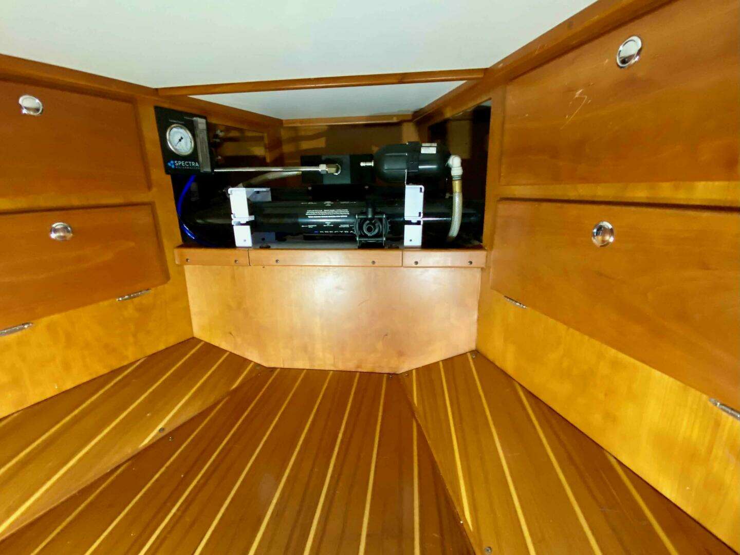 2001 J Boats J 46 - Image 10