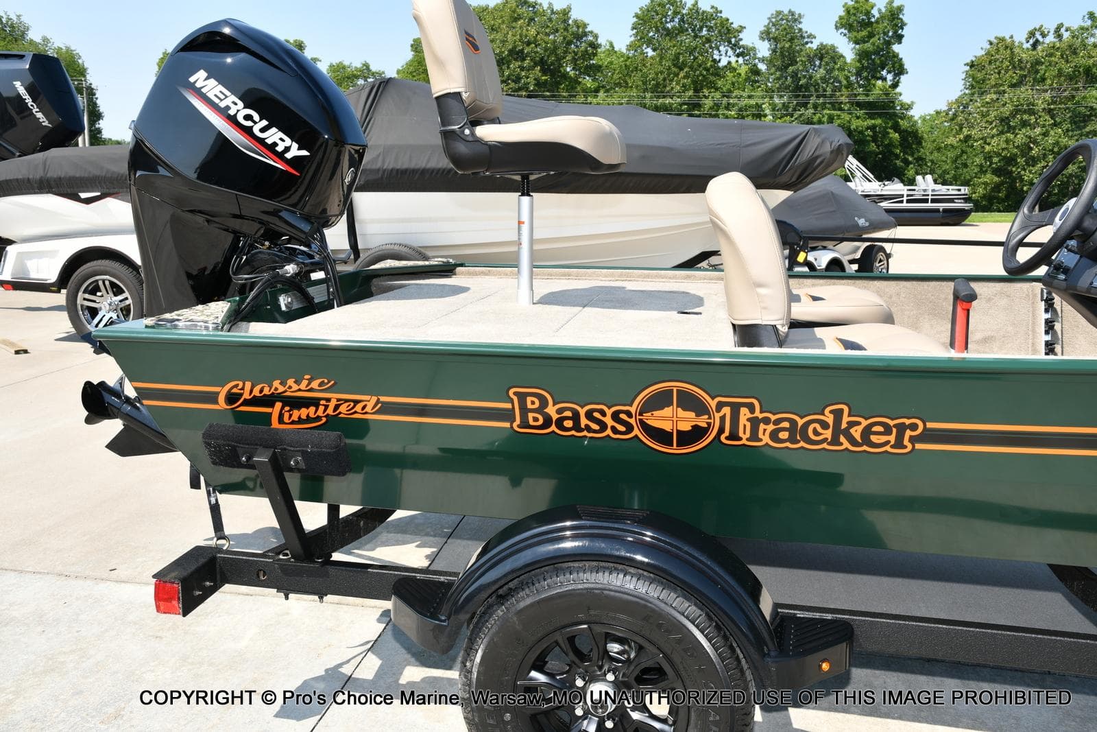 2026 Tracker Bass Tracker Classic Limited - 72