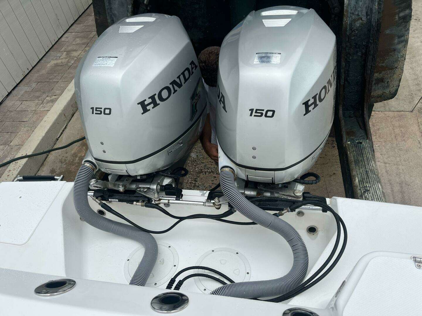 2007 Everglades 240CC - Image 19