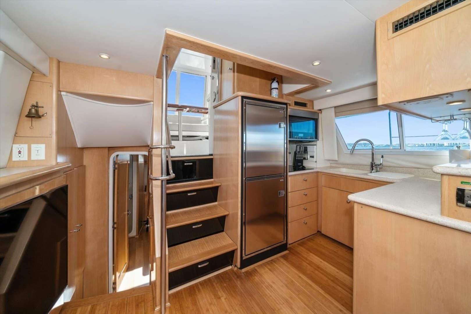 1998 Carver 455 Aft Cabin MY - Image 49