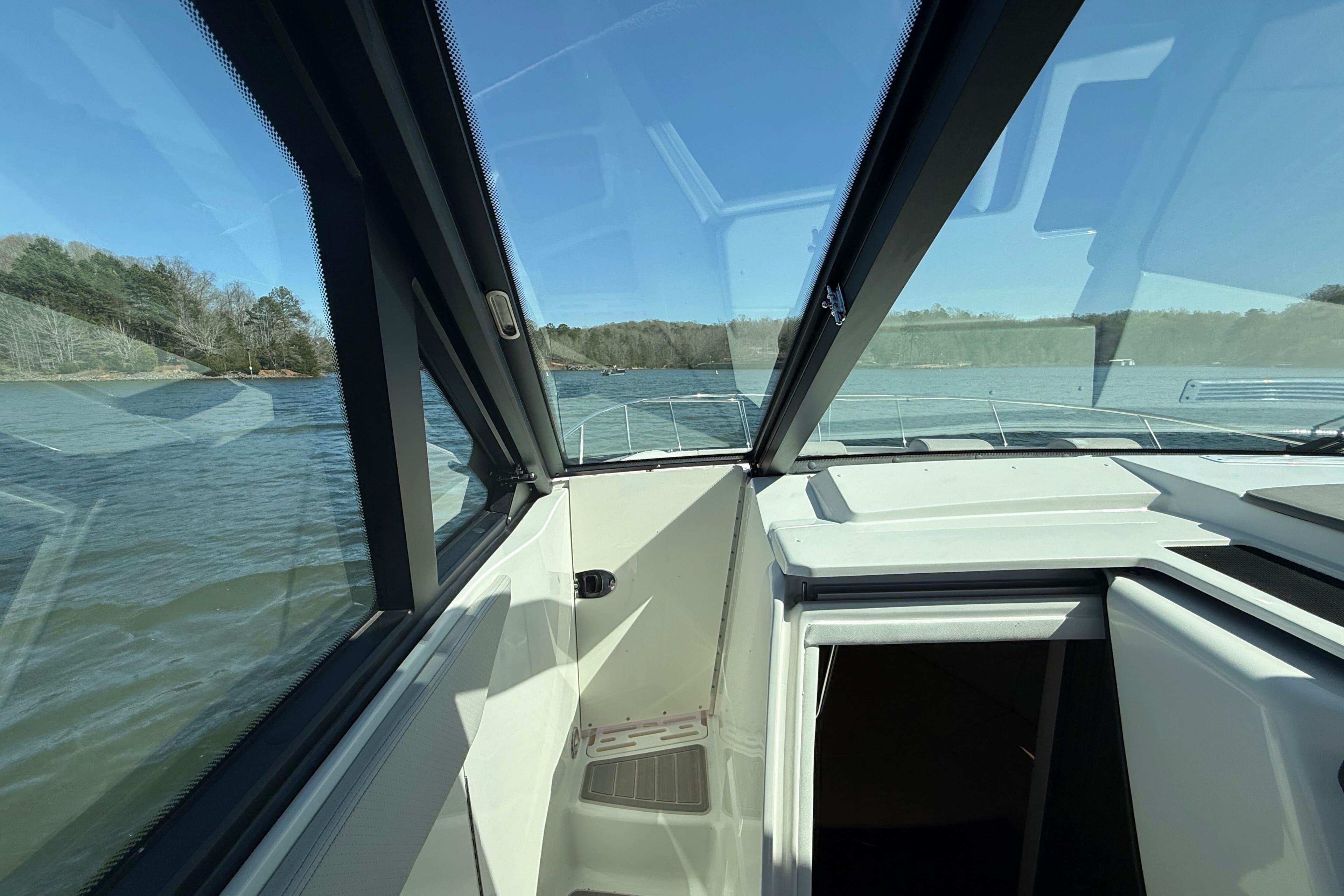 2026 Sea Ray Sundancer 320 - 54
