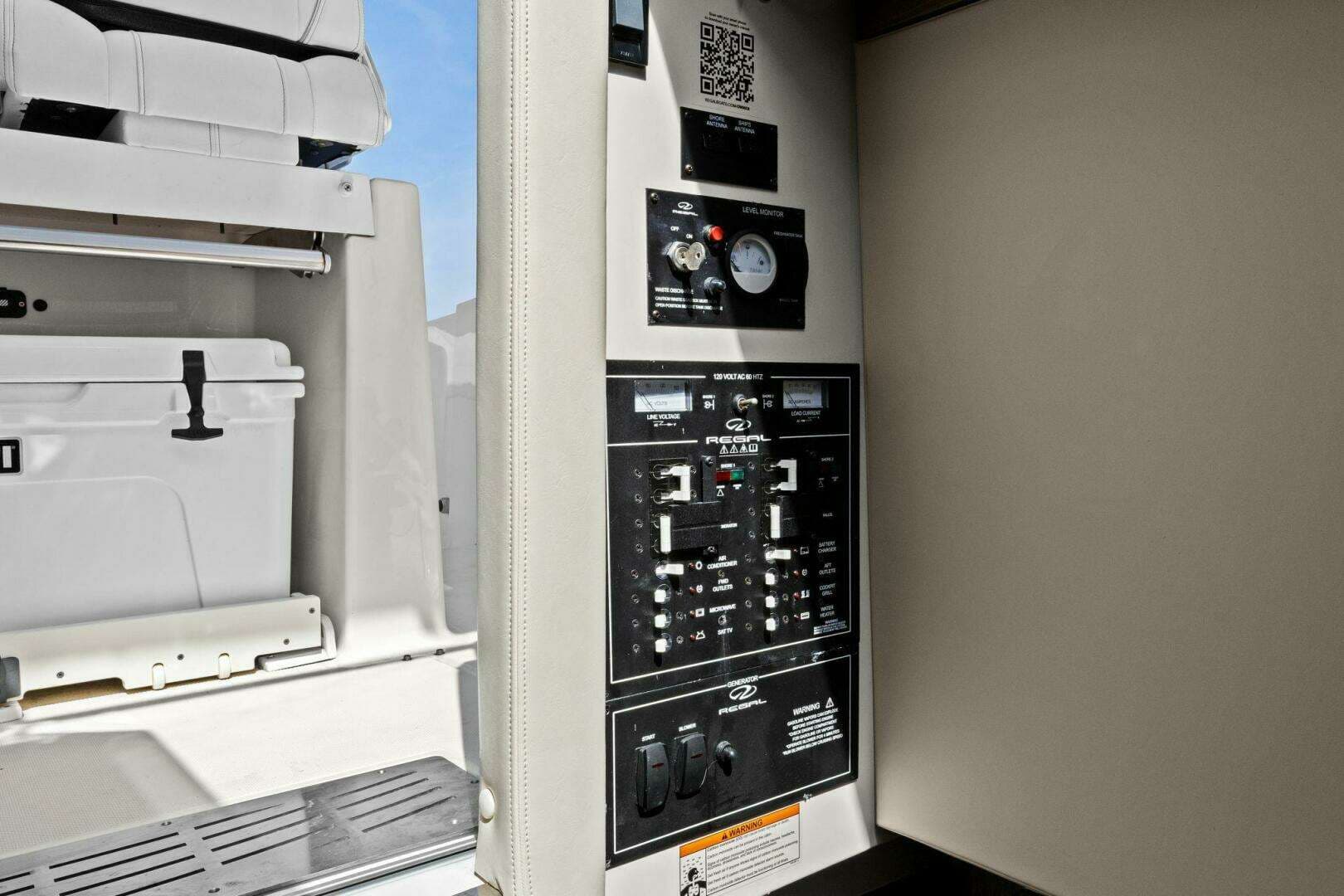 2020 Regal 33 SAV - Image 59