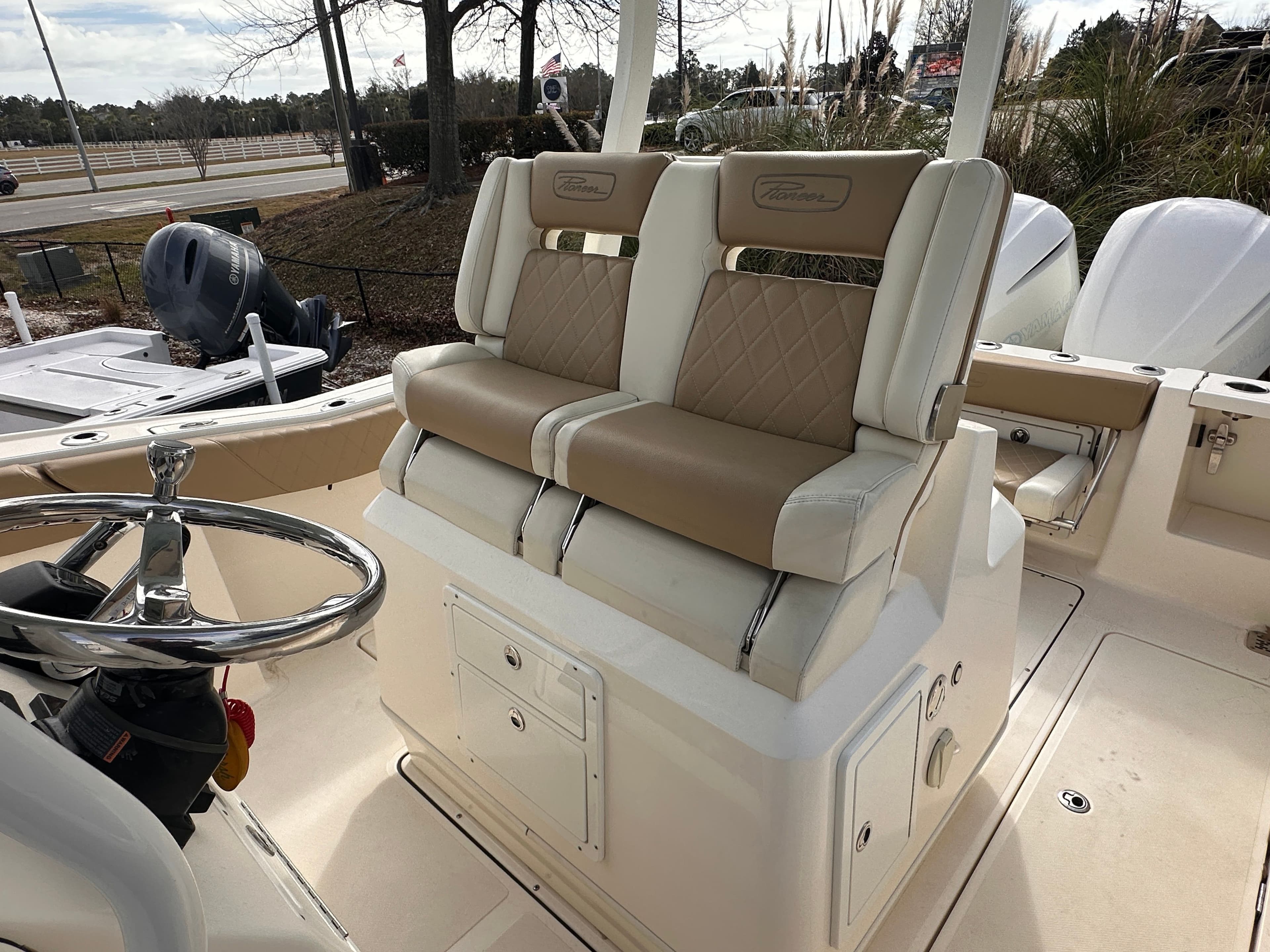 2020 PIONEER 270 PELAGIC - Image 12