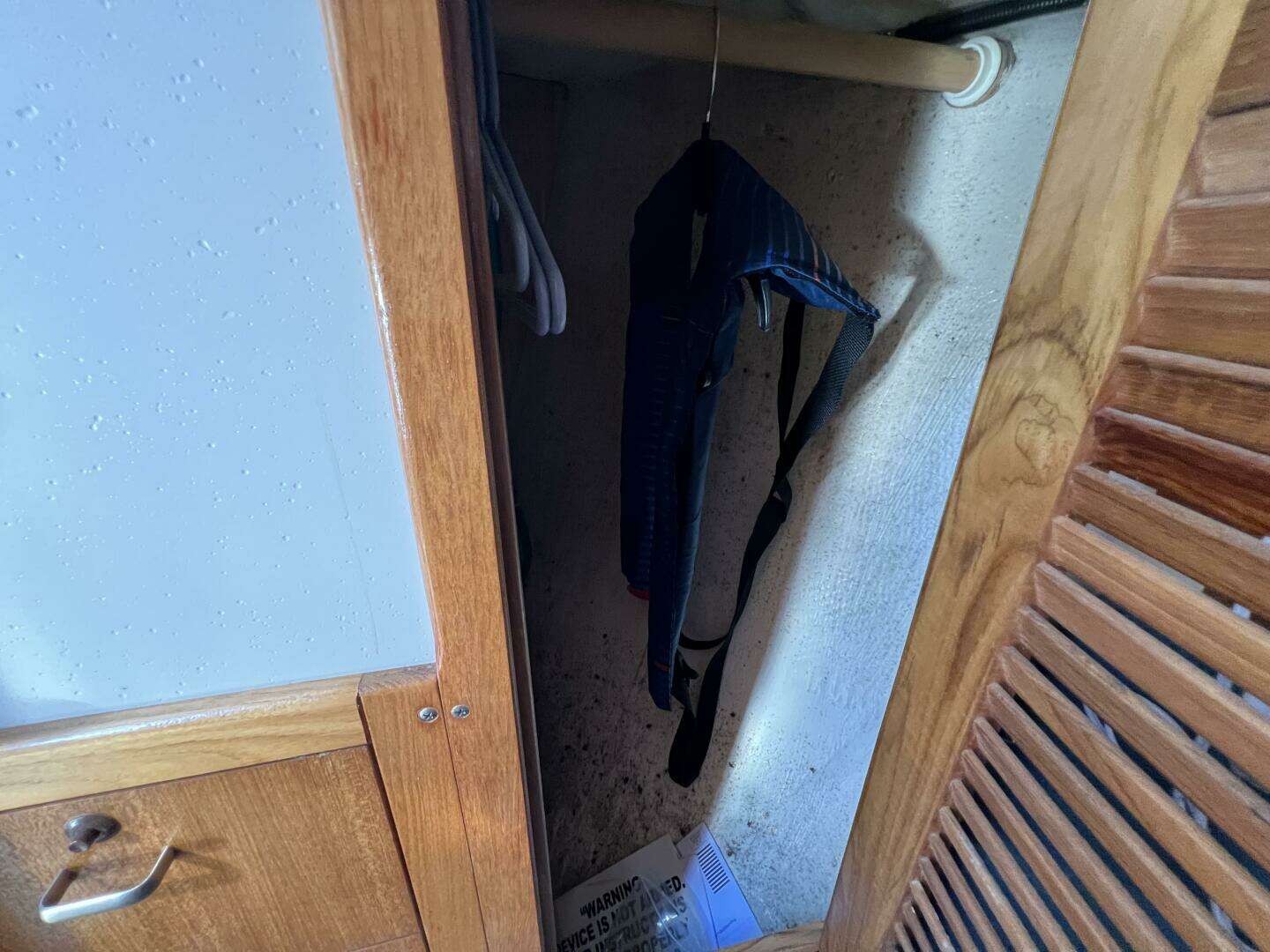 1994 Catalina 320 - Image 34