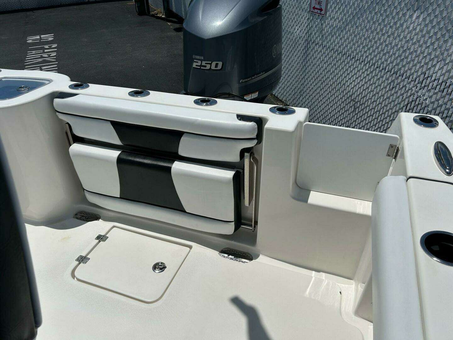 2019 Tidewater 232 Adventure - Image 14