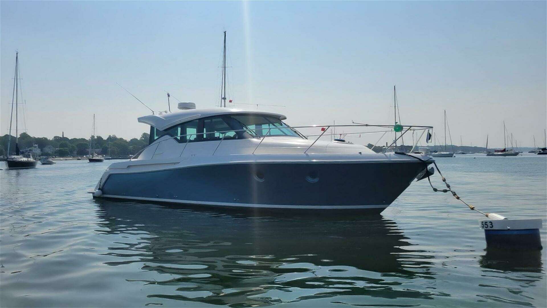 2017 Tiara Yachts C39 Coupe - Image 4