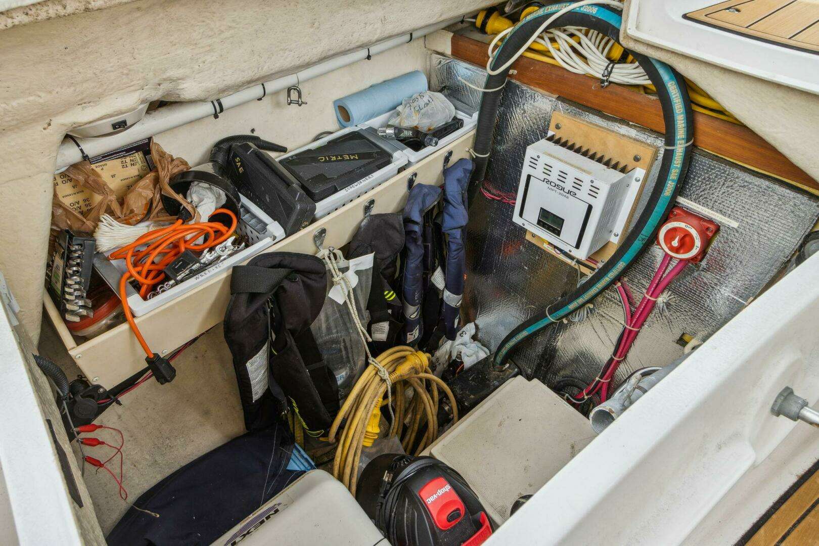 2003 Hunter 356 - Image 47