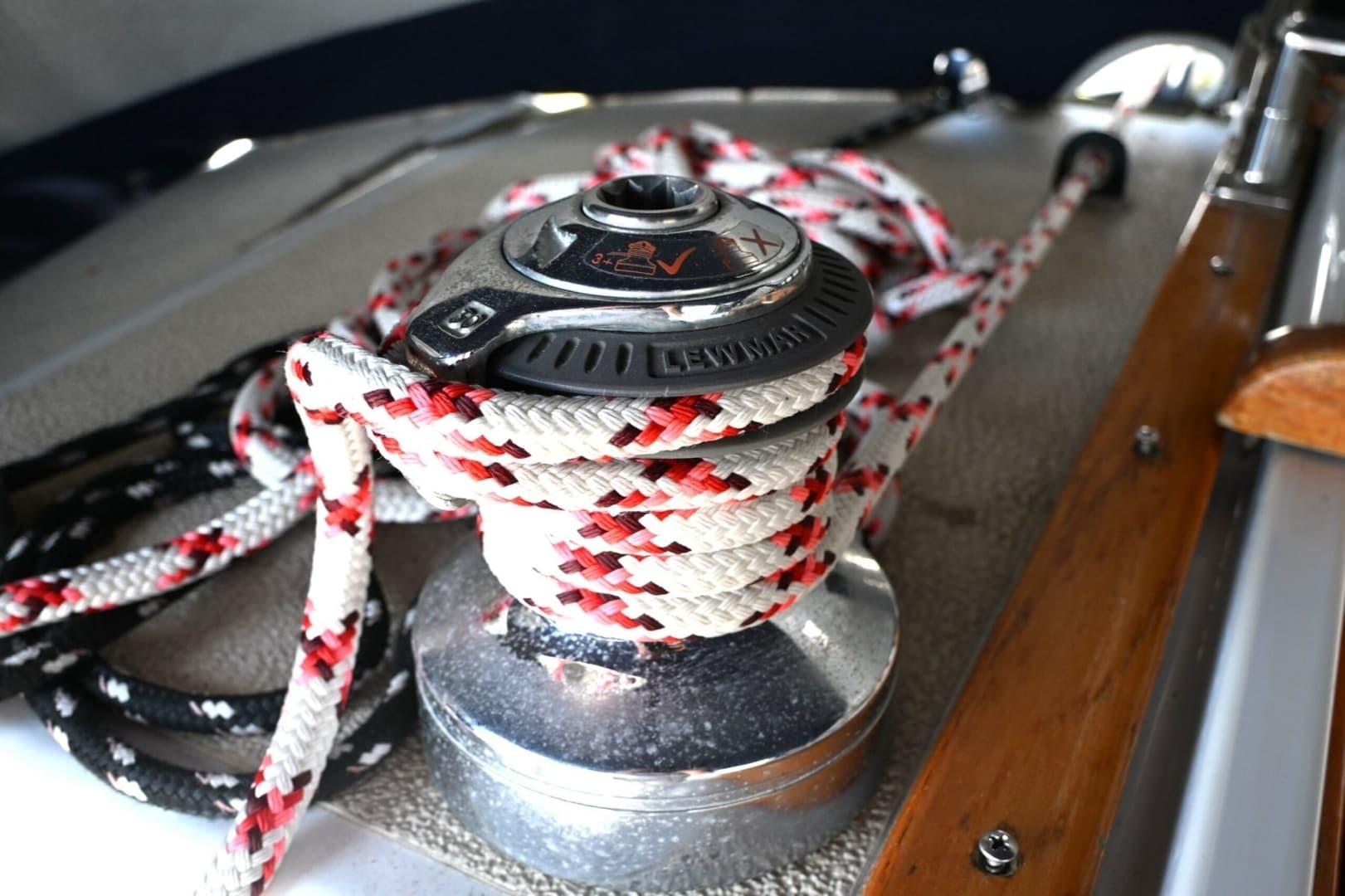 1980 Tartan 37 - Image 28