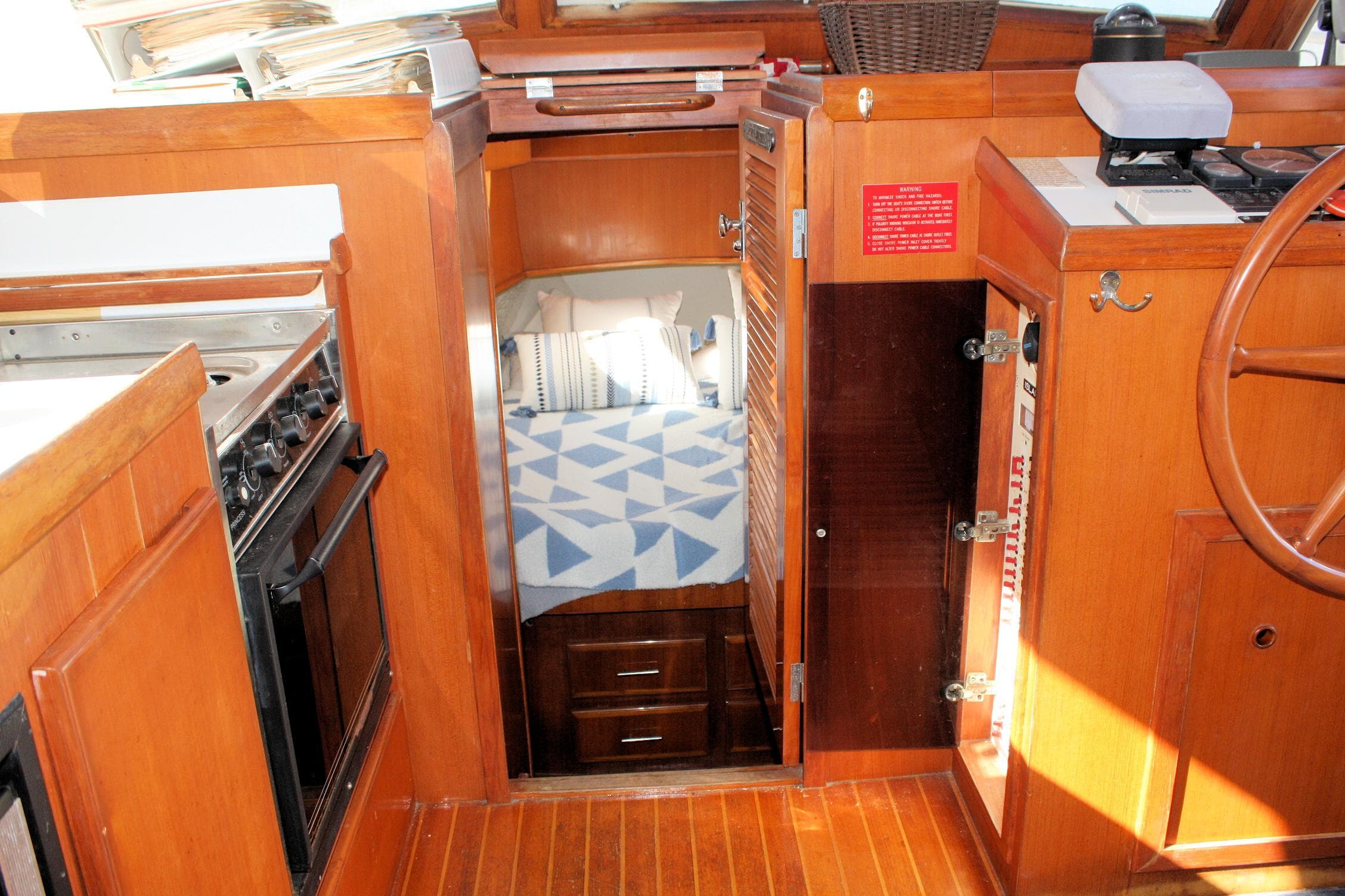 2000 Island Gypsy 32 - 61