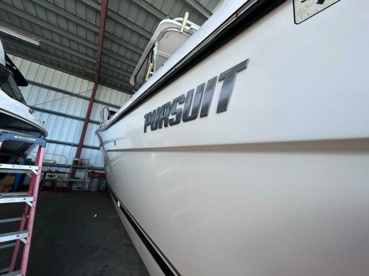 2004 Pursuit 3070 Offshore Express - Image 7