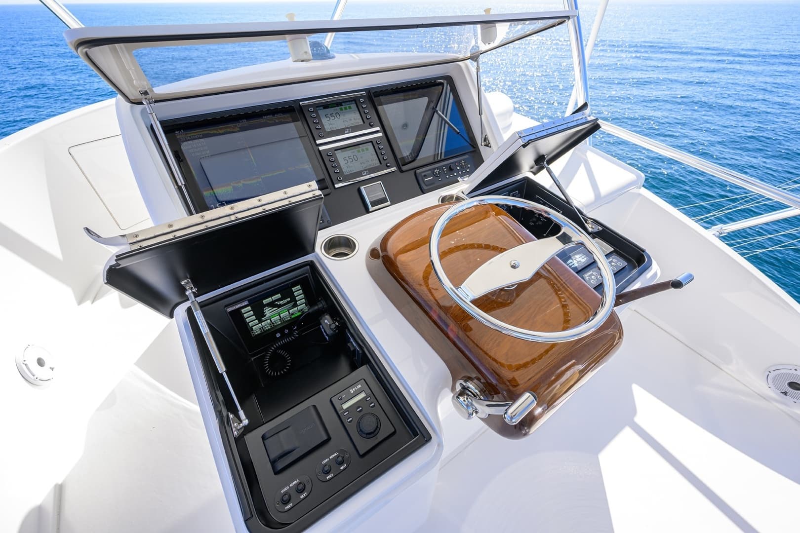 2023 Viking 80 Skybridge - Image 39