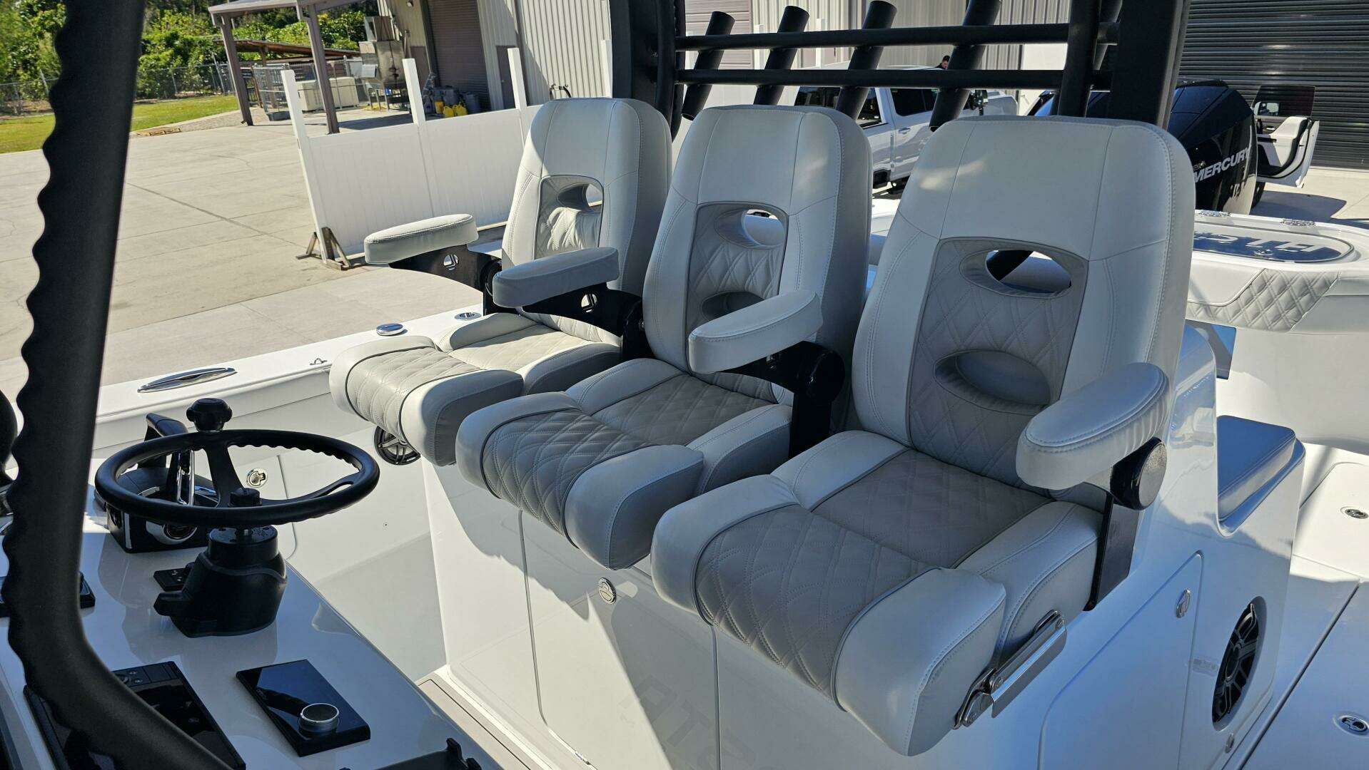 2025 Costa Custom 34SV - Image 42