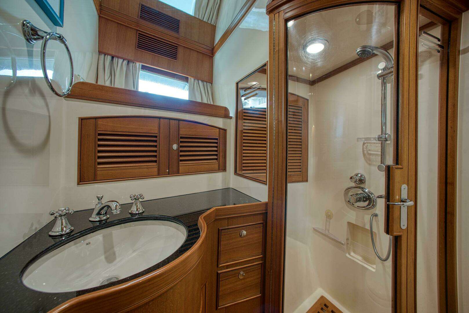 2009 Marlow Explorer - Image 32