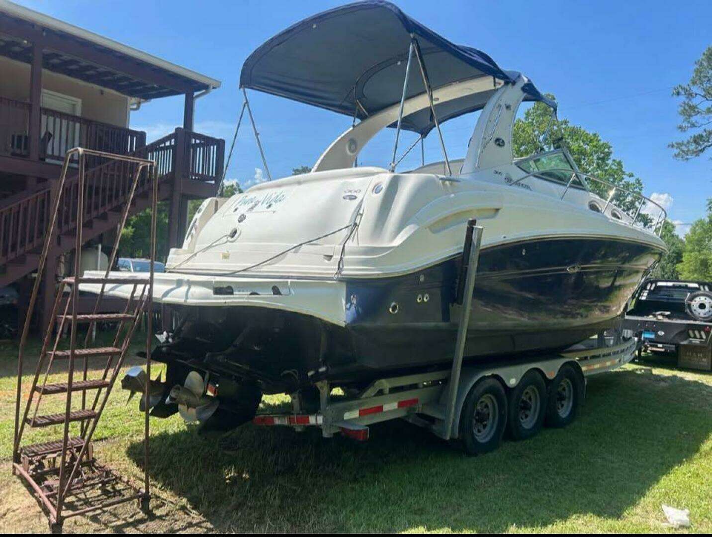 2006 Sea Ray 300 Sundancer - Image 2