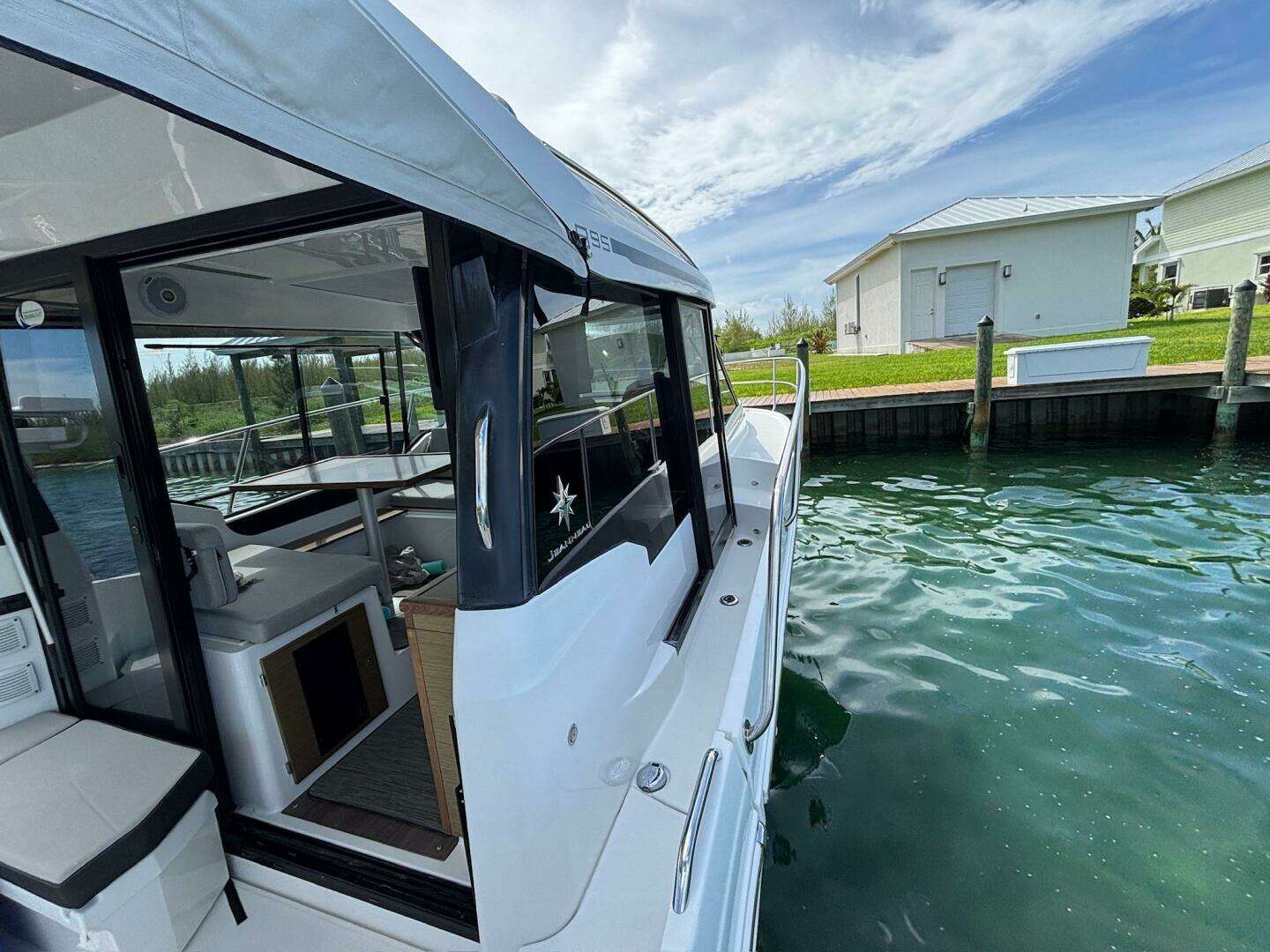 2020 Jeanneau NC895 - Image 14