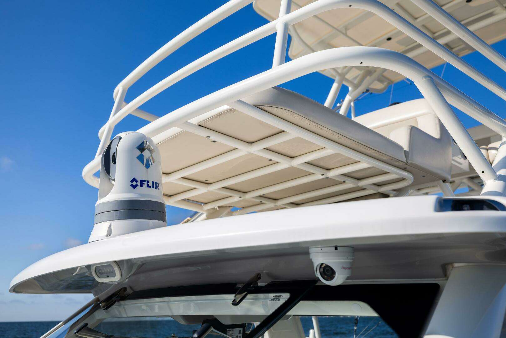 2021 Boston Whaler 420 Outrage - Image 66