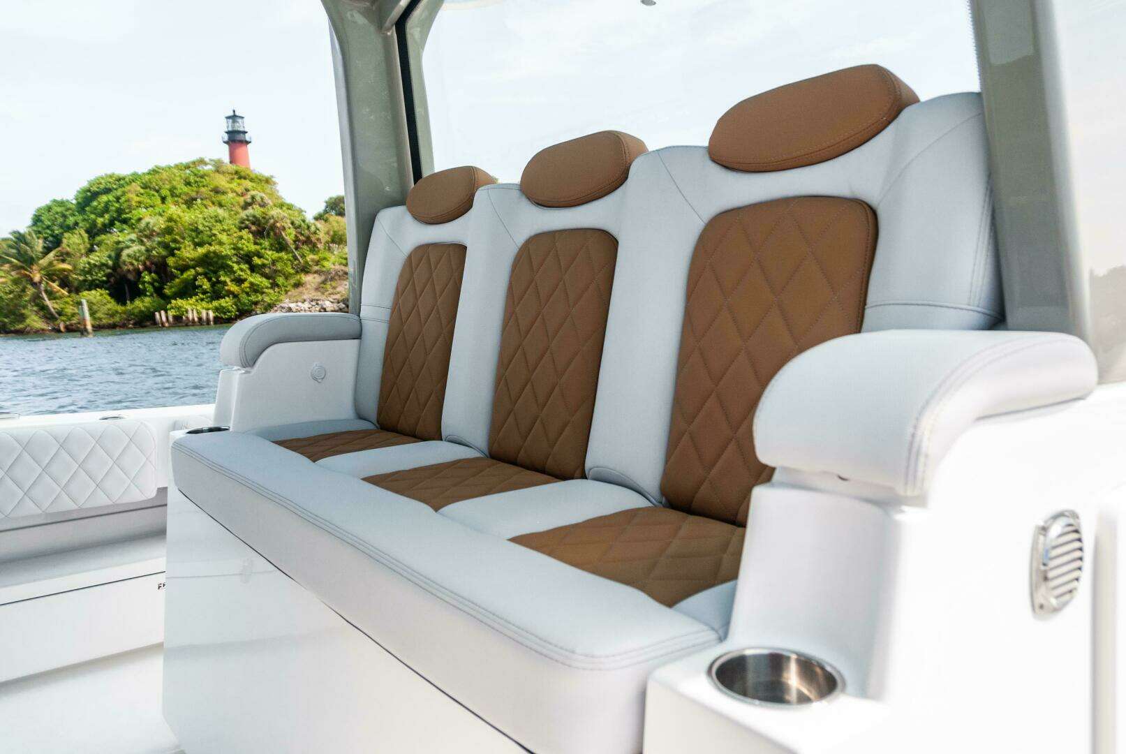 2021 HCB 53 Suenos - Image 18