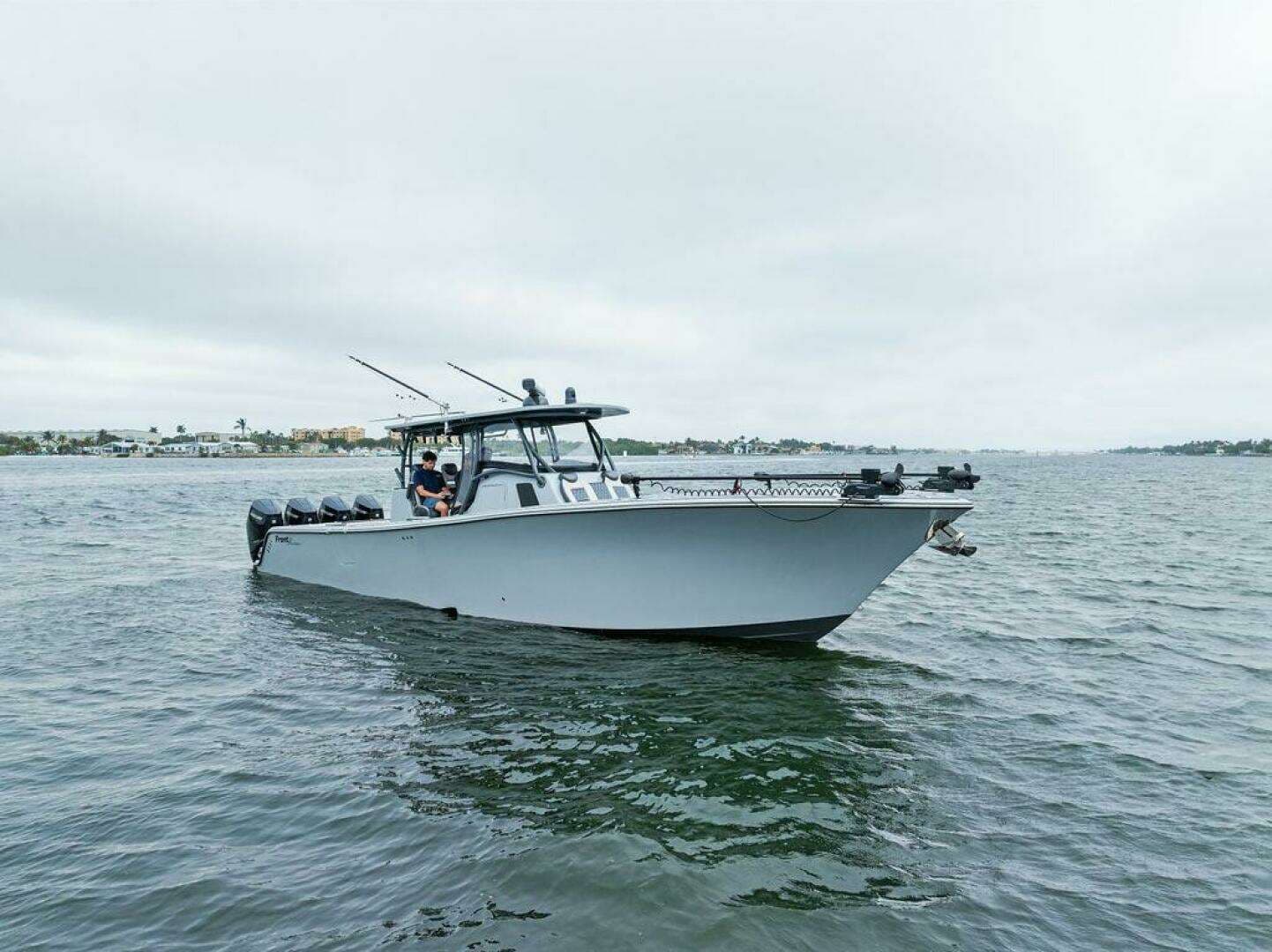 2020 Front Runner 39 CC - Image 5