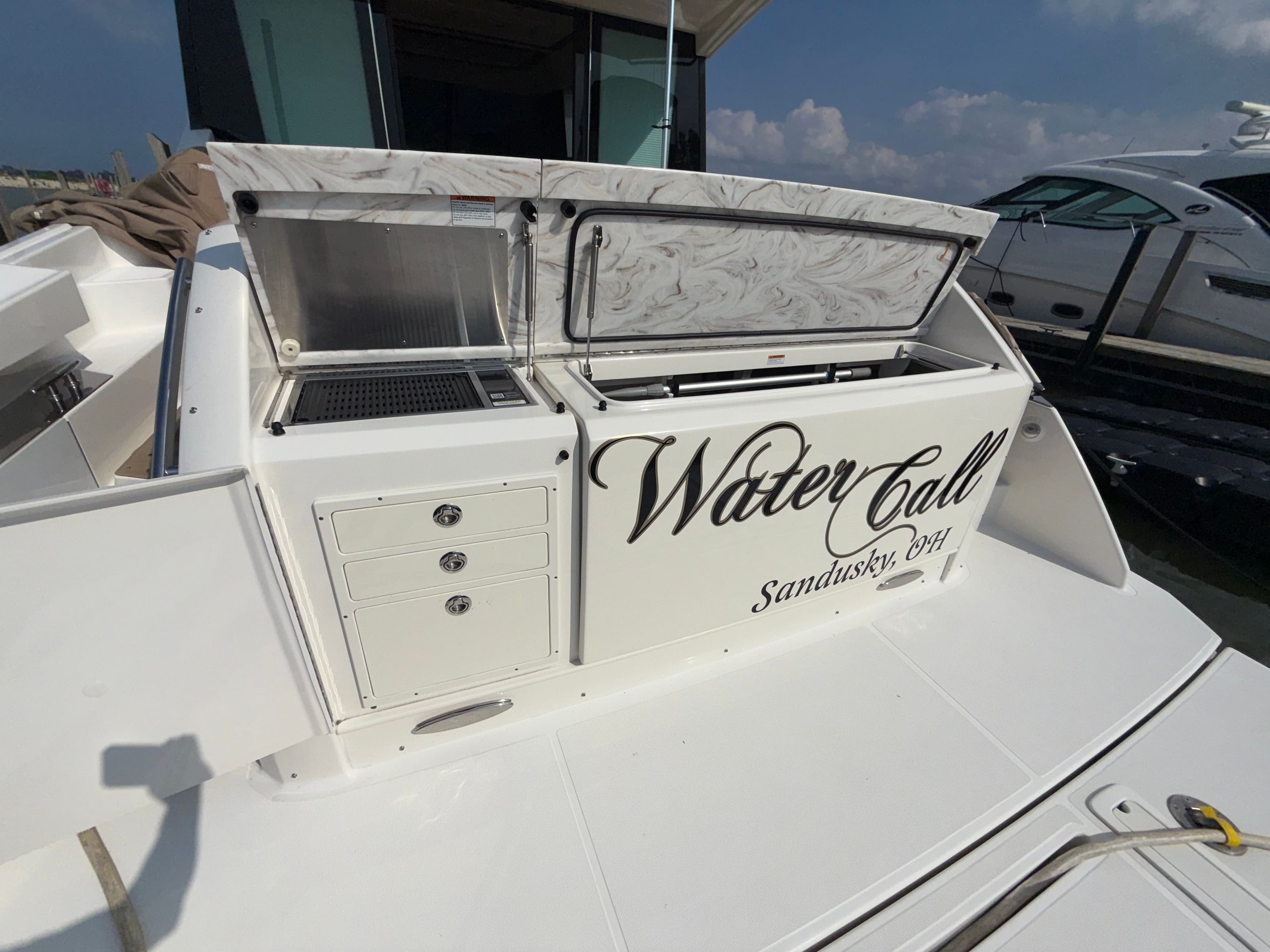 2014 Tiara Yachts 50 Coupe - 12